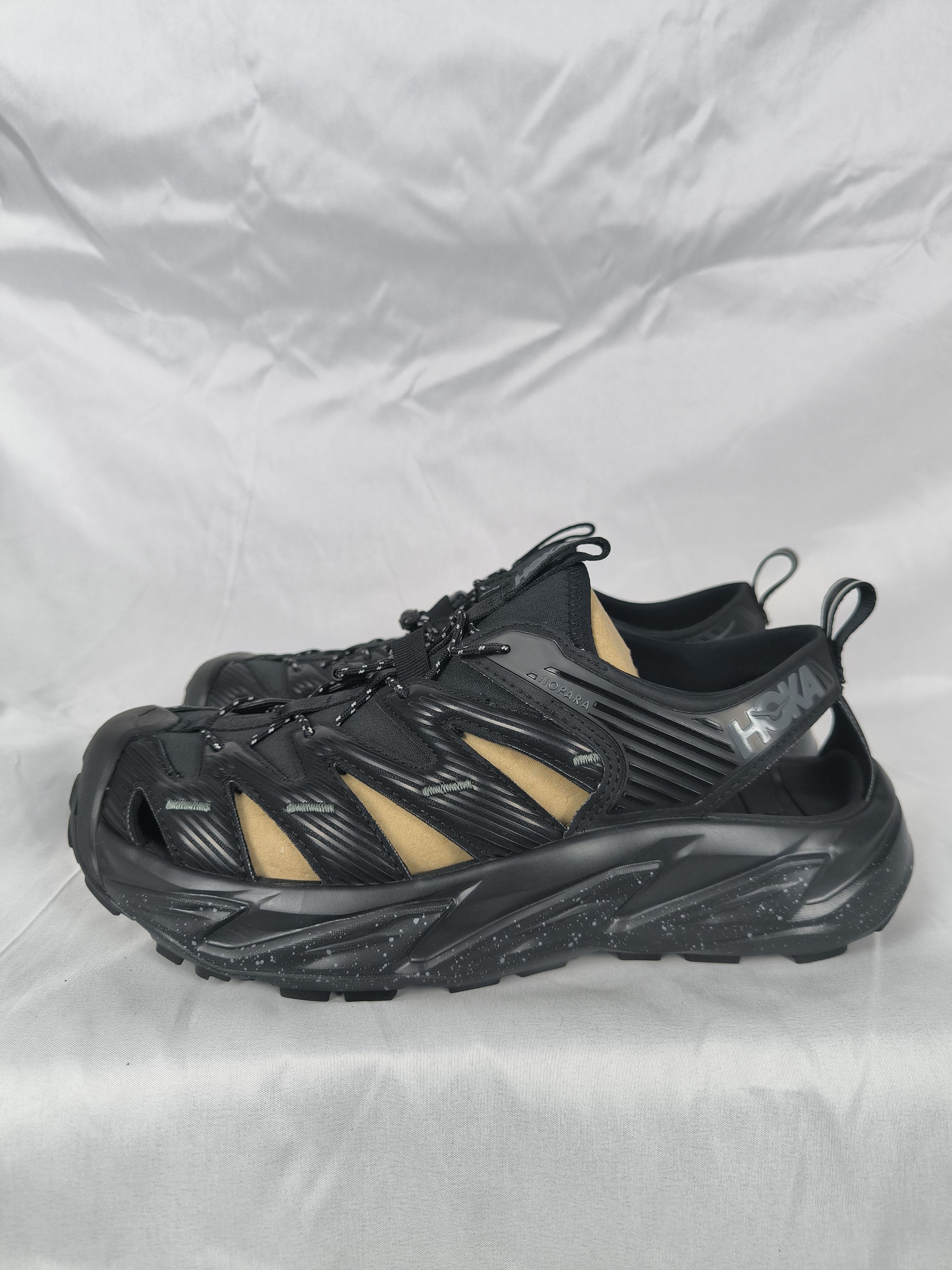 Hoka Hopara Size US 10 / EU 43 - 16 Thumbnail