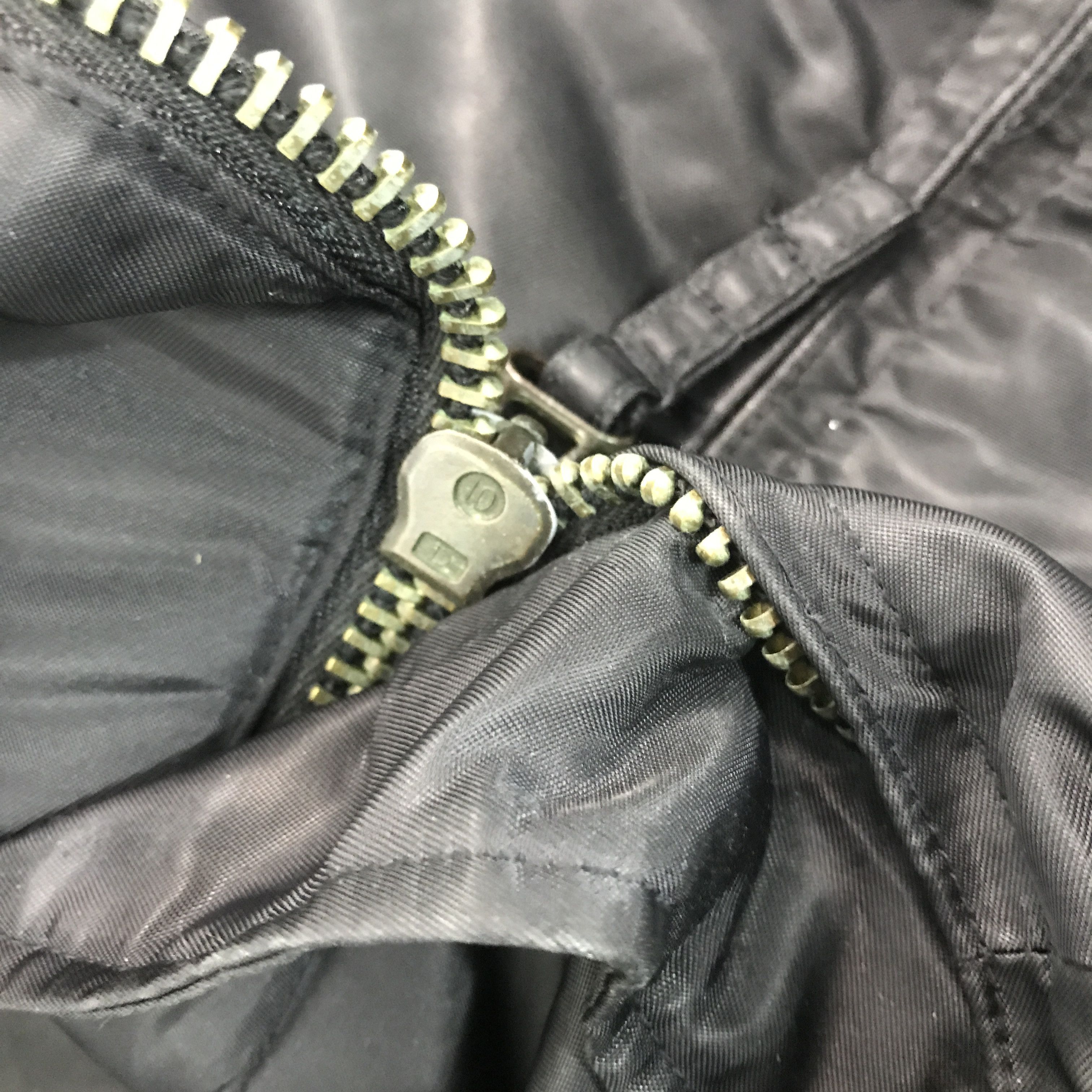 Designer × Japanese Brand The Lonely Wolf Black Windbreaker Jacket Size US M / EU 48-50 / 2 - 10 Thumbnail