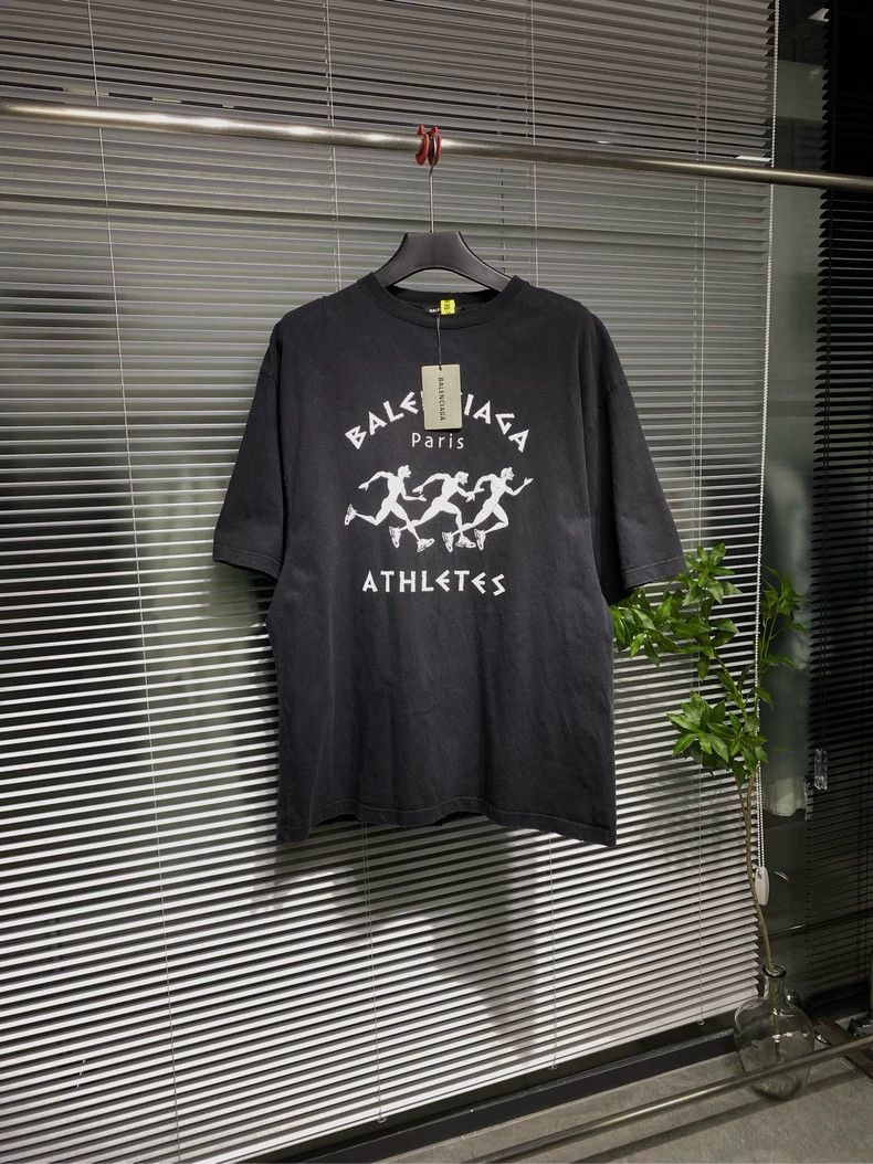 Balenciaga Balenciaga Marathon monogrammed logo short sleeves 2503-Nex Size US XS / EU 42 / 0 - 1 Thumbnail