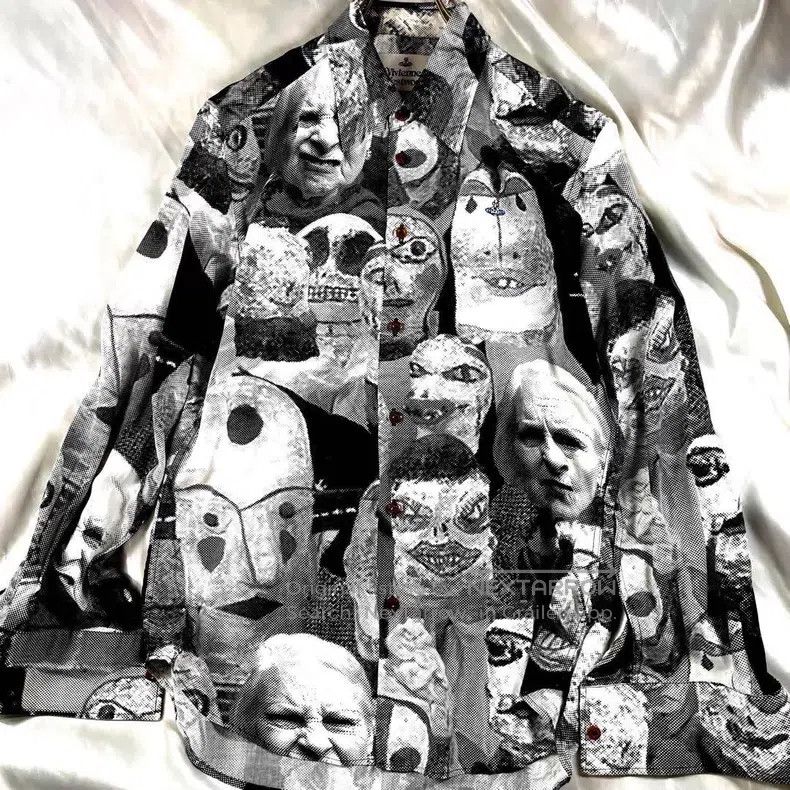 Vivienne Westwood Vivienne Westwood Grotesque portrait print shirt, cowl nec Size M / US 6-8 / IT 42-44 - 1 Thumbnail