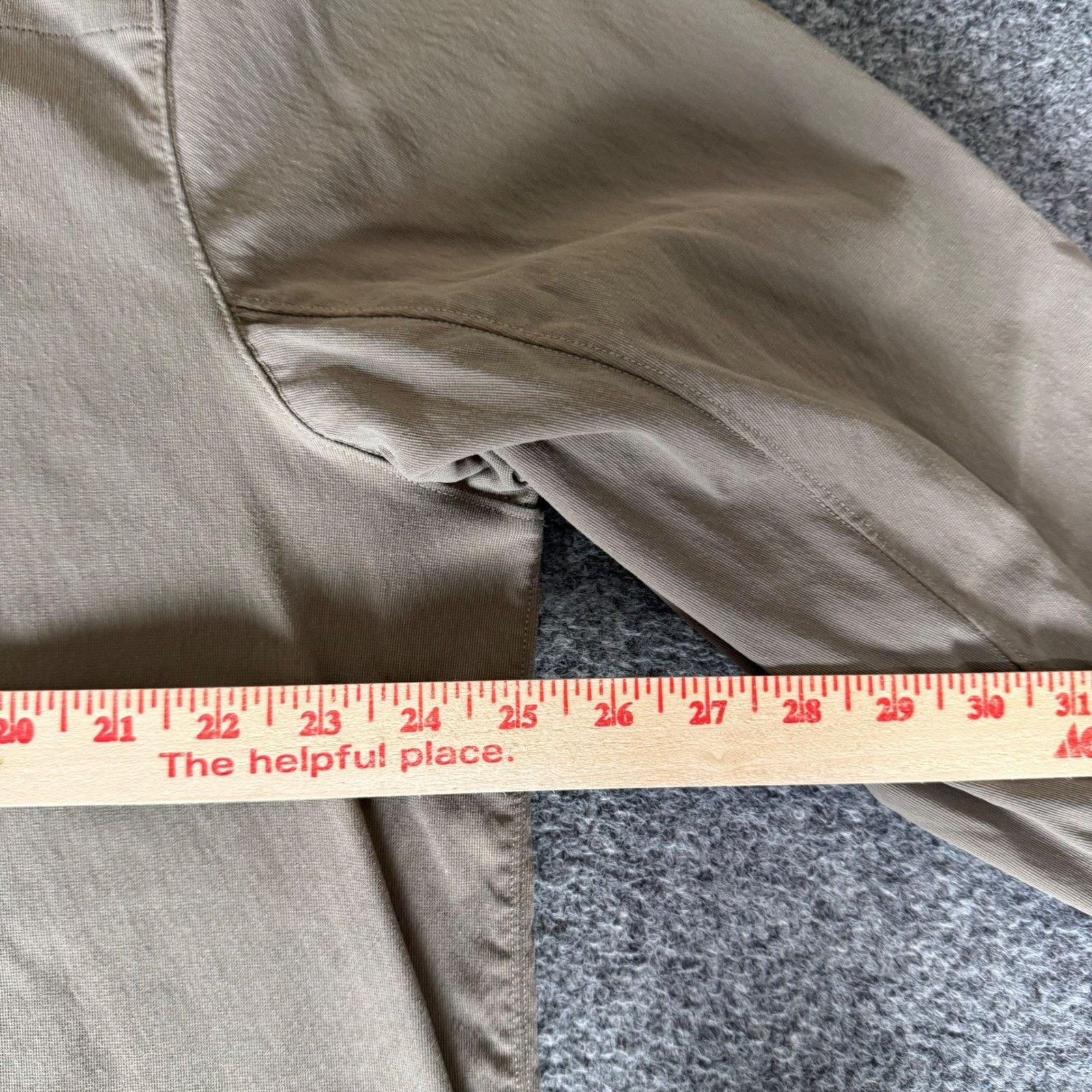Other Lululemon Mens XL Olive Long Sleeve Button Up Shirt Stretch Size US XL / EU 56 / 4 - 4 Thumbnail