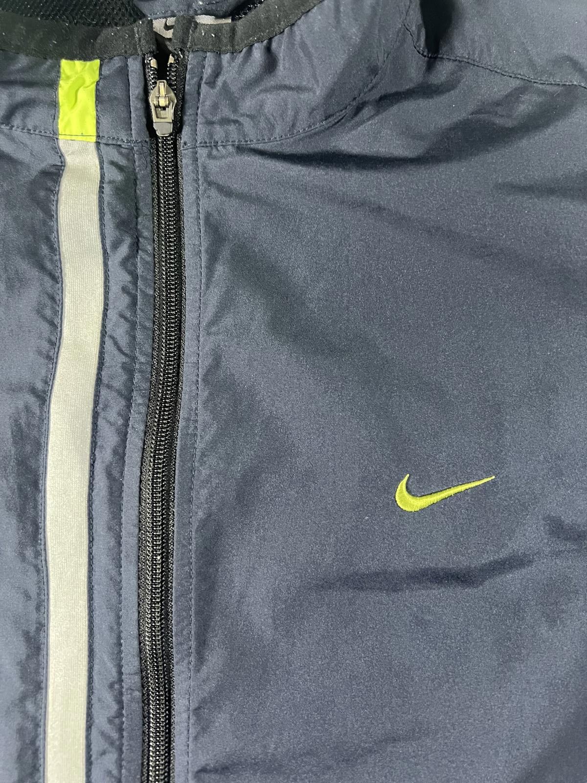 Nike Nike Men's Lightweight Windbreaker Jacket Large Size US L / EU 52-54 / 3 - 2 Thumbnail