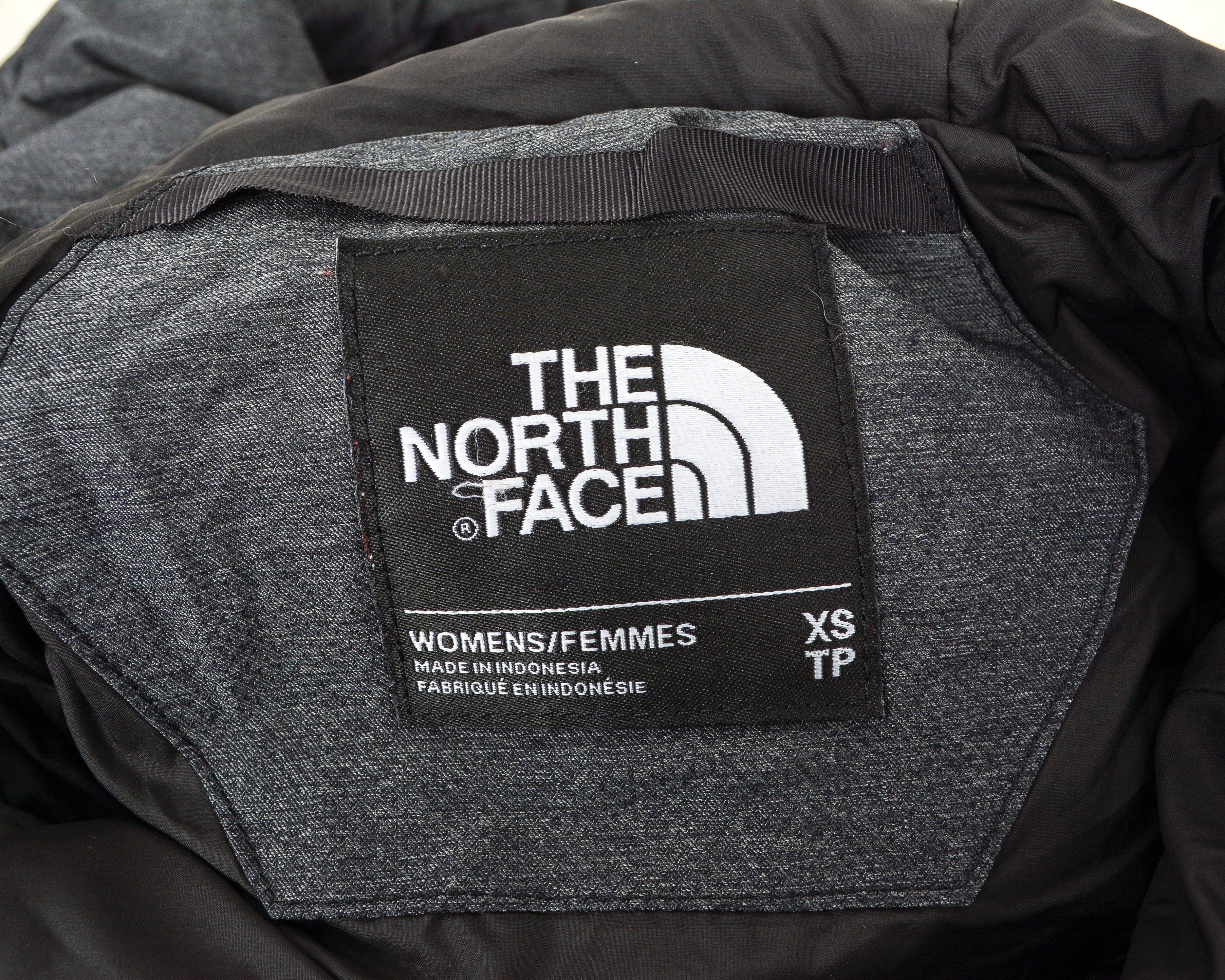 The North Face 550 Ski Jacket Goose Down fill Women's XS, Puffer Hooded Size XS / US 0-2 / IT 36-38 - 6 Thumbnail