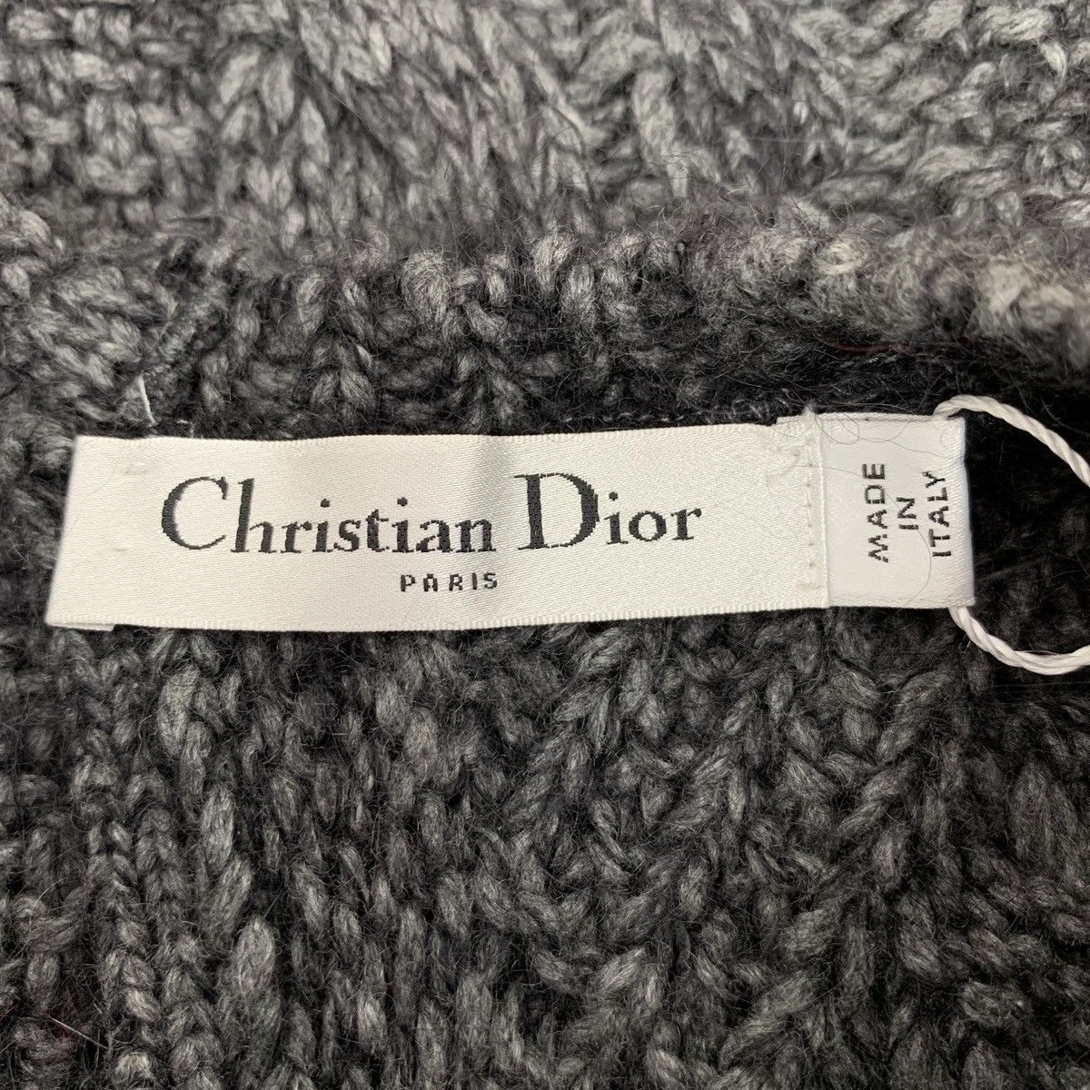 Dior Christian Dior Cable Knit Back Tie Cashmere Knit Vest K26WX Size M / US 6-8 / IT 42-44 - 6 Thumbnail