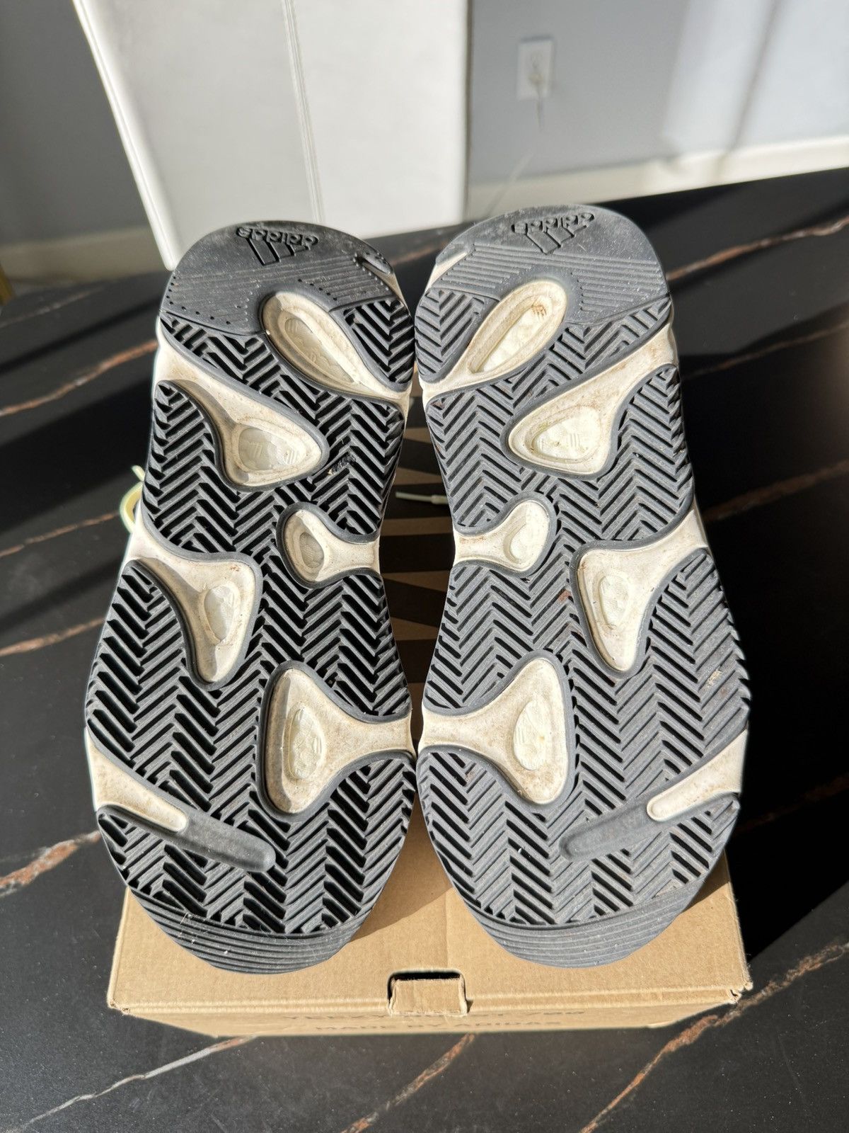 Adidas × Y's Yeezy Boost 700 OG Size US 9.5 / EU 42-43 - 5 Thumbnail