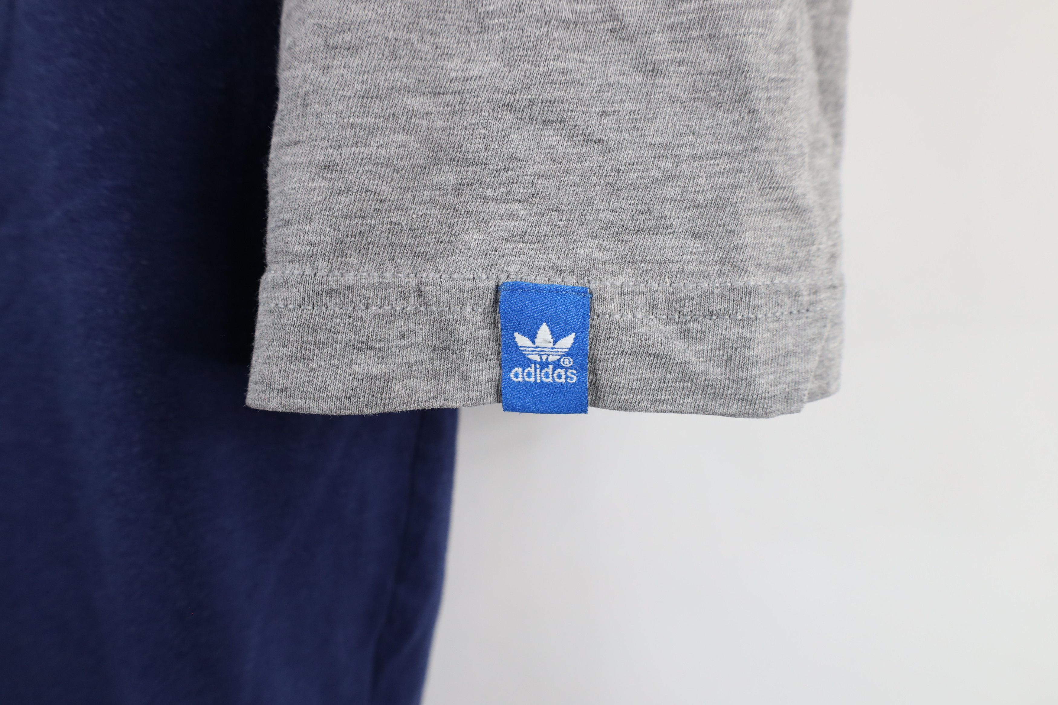 Adidas × Vintage Adidas MLS Chicago Fire Soccer Henley Raglan T-Shirt Blue Size US L / EU 52-54 / 3 - 5 Thumbnail
