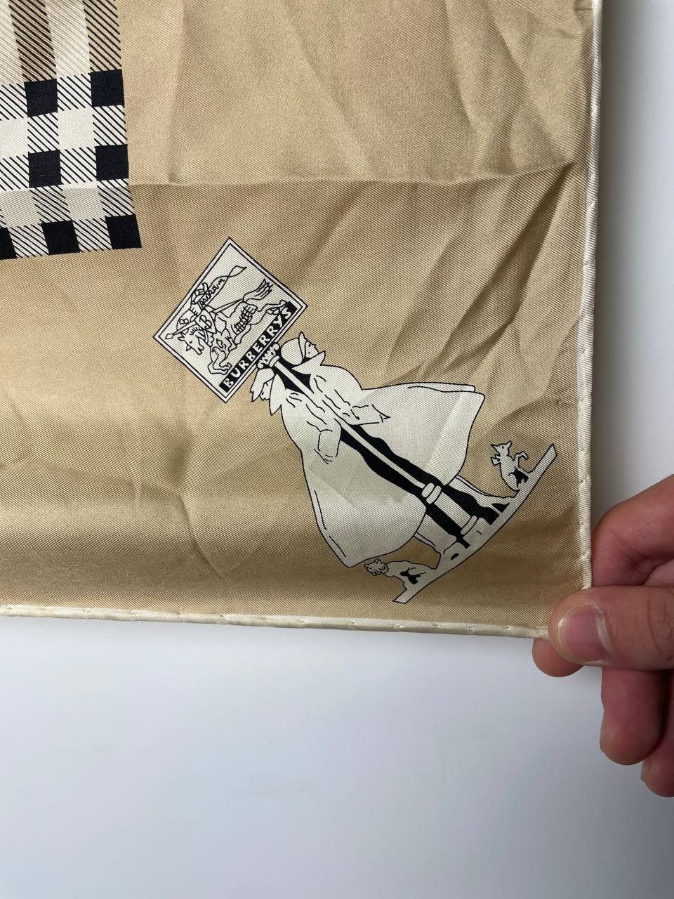 Burberry × Vintage BURBERRY VINTAGE NOVA CHECK SILK SCARF Size ONE SIZE - 2 Thumbnail