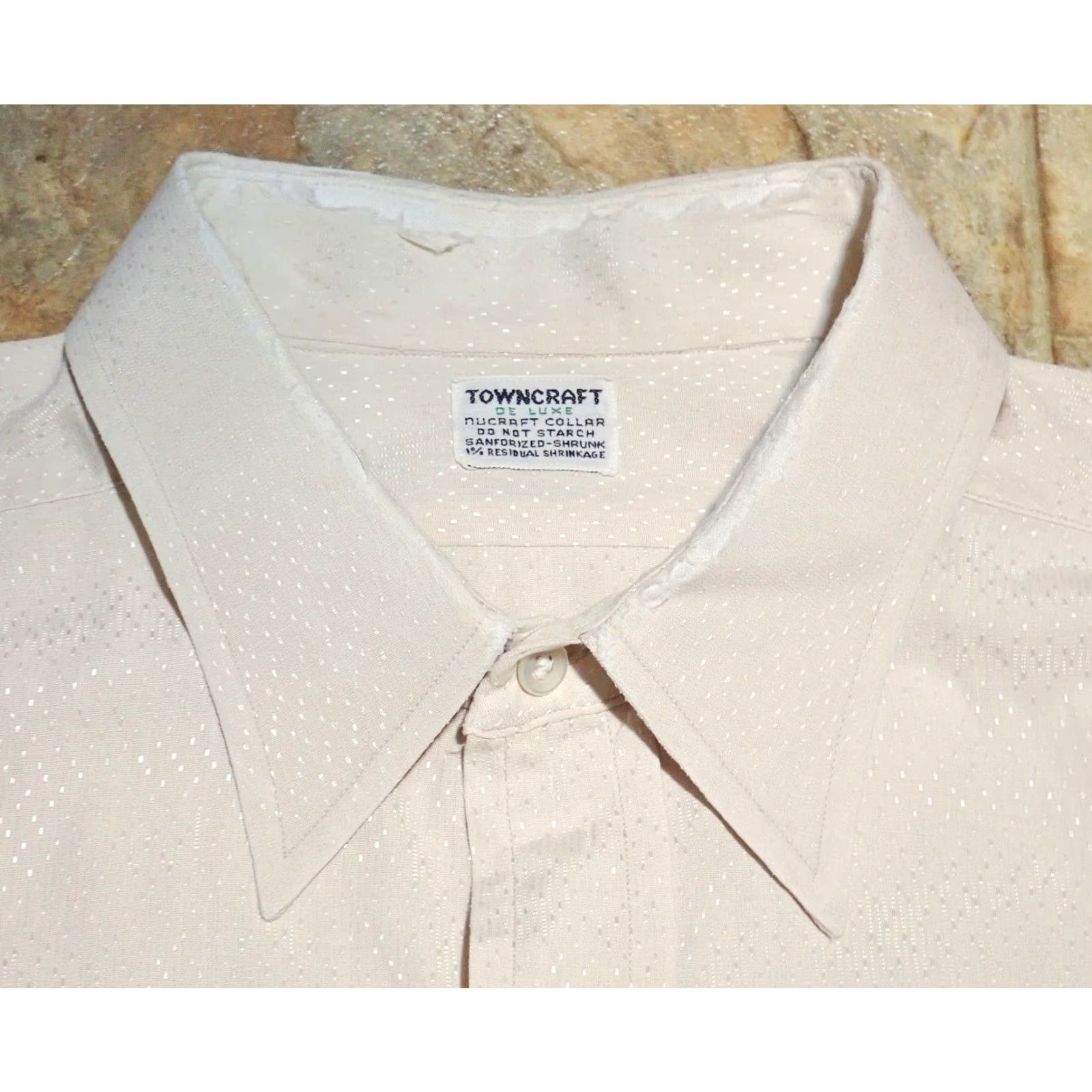 Vintage VINTAGE TownCraft Sanforized Dress Shirt - Men’s L White Cotton Button-Up with Gusset 50s 60s Clip Dot - Long Sleeve Mens Large Chest 48" (Measured) Size 42R - 6 Thumbnail