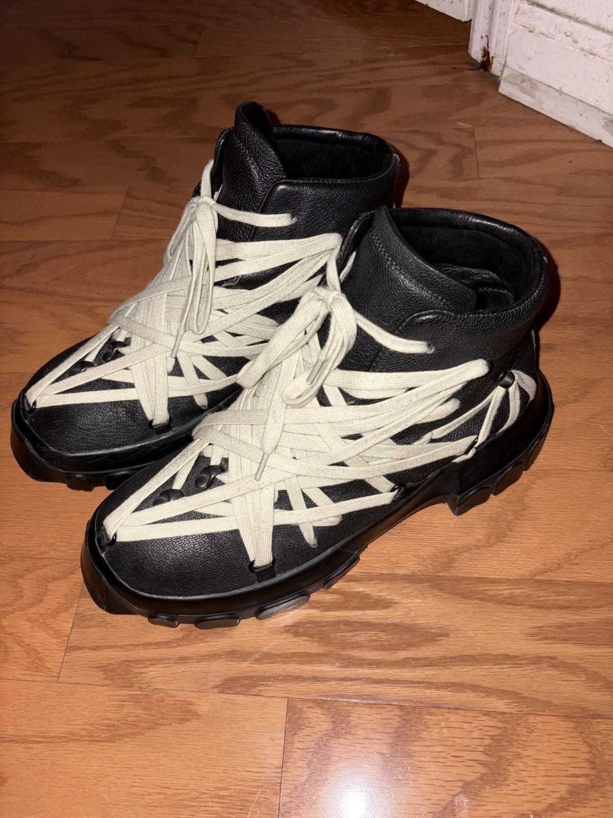 Rick Owens Rick Owens Bozo Tractor leather boots Size US 10.5 / EU 43-44 - 2 Thumbnail