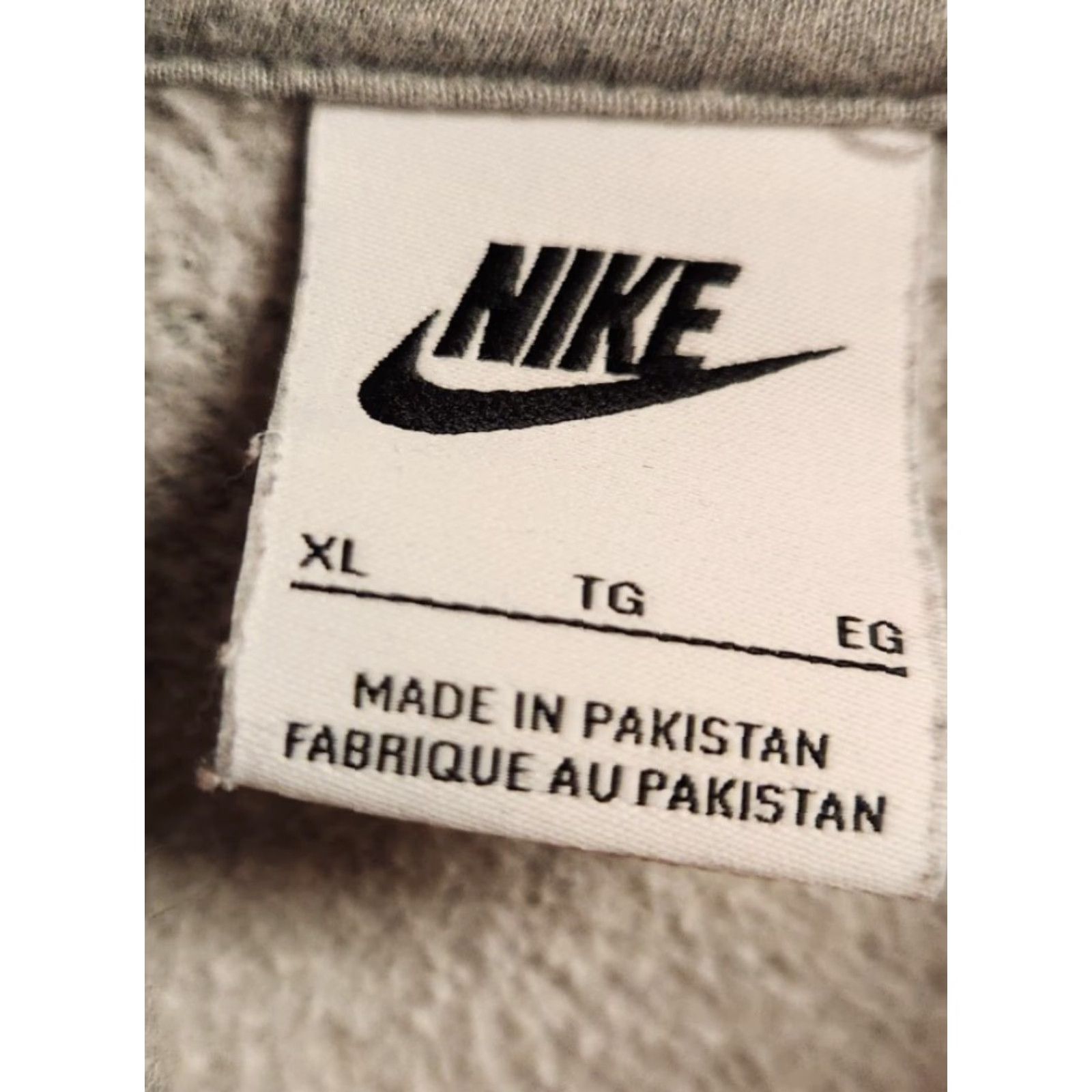 Nike Nike Hoodie Unisex Adults XL Sweatshirt Pullover Cotton Blend Gray Regular Pocket Hooded All Seasons City Retro Sports Size US XL / EU 56 / 4 - 6 Thumbnail