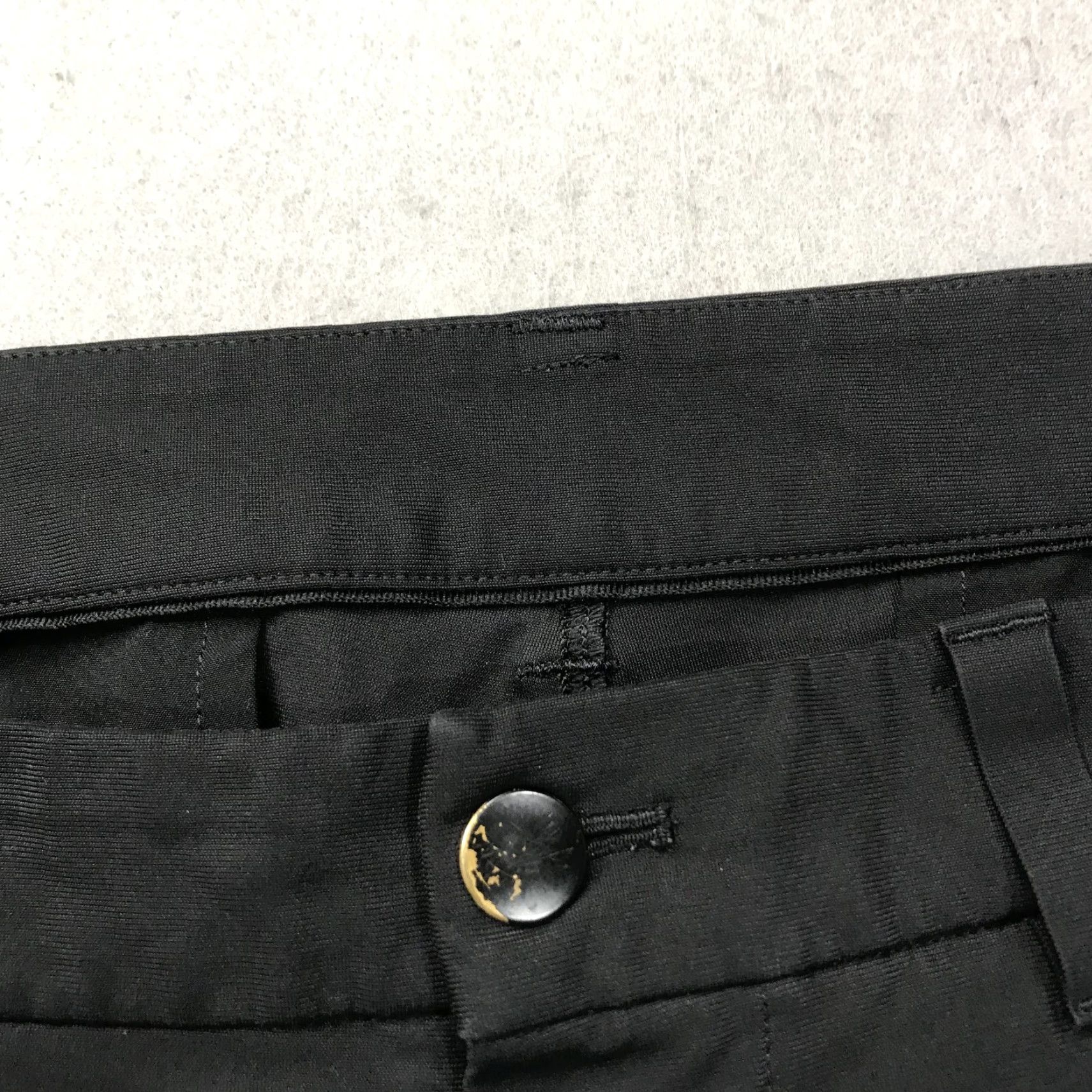 Lululemon Lululemon Pants Mens 36x31 Black Commission Slim Fit Warpstreme Solid Casual Chino 5-Pocket Design Straight Leg Mens Size US 36 / EU 52 - 4 Thumbnail