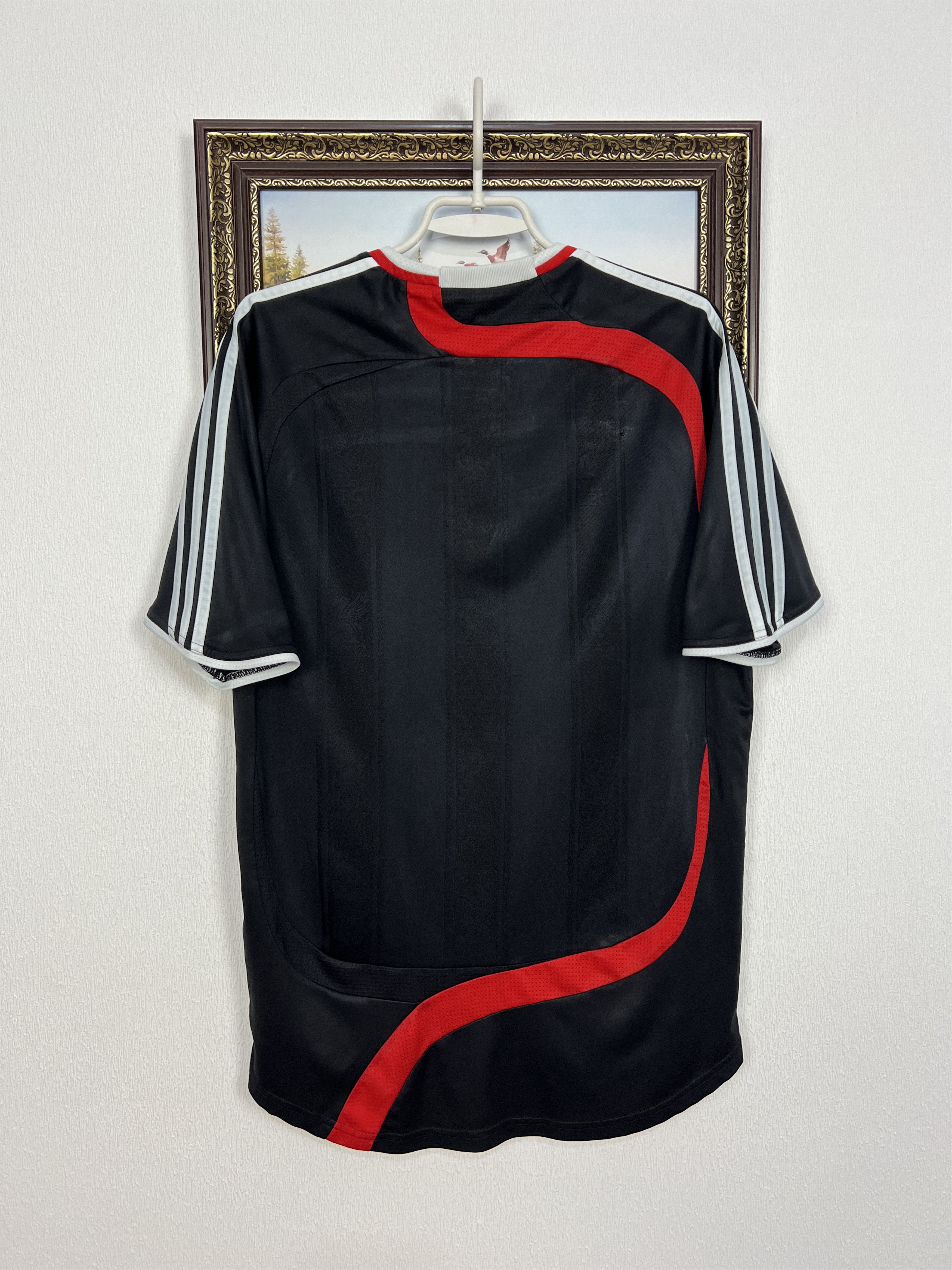 Adidas Liverpool Third football shirt Soccer Jersey Trikot Rare Size US M / EU 48-50 / 2 - 10 Thumbnail