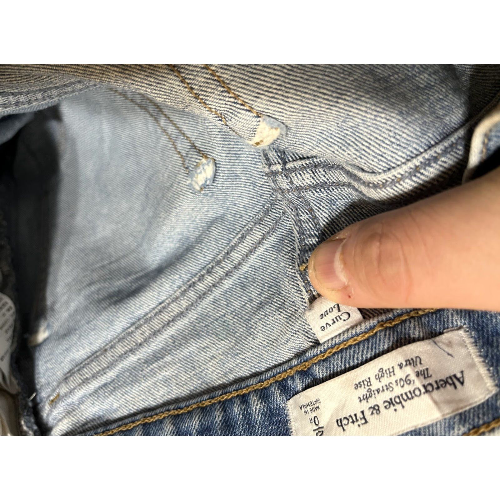 Abercrombie & Fitch Abercrombie & Fitch Jeans Womens 00/25 The 90s Straight Ultra High Rise Blue 5-Pocket Denim Distressed Slit Stretch Vintage 90s Mens Women Girls? Size 24" / US 00 / IT 34 - 5 Thumbnail