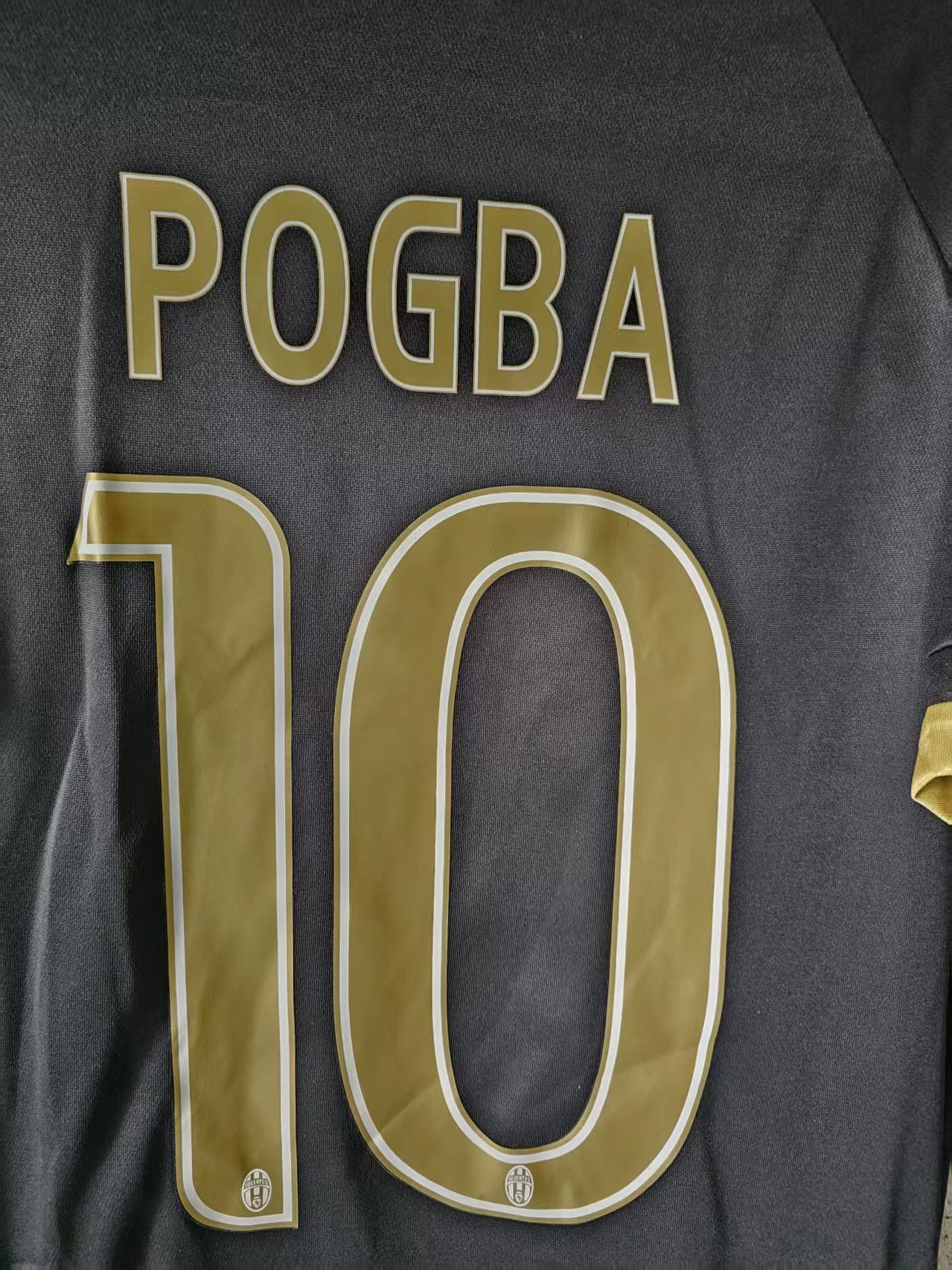 Other Vintage Juventus 6 Paul Pogba Soccer Jersey Size US L / EU 52-54 / 3 - 5 Thumbnail