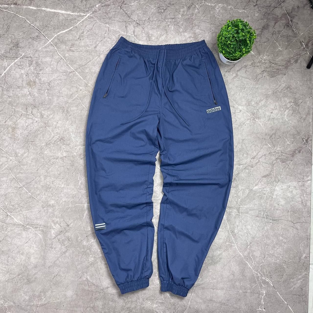 Vintage Vintage Adidas Baggy Trackpants Mens Size US 33 - 1 Thumbnail