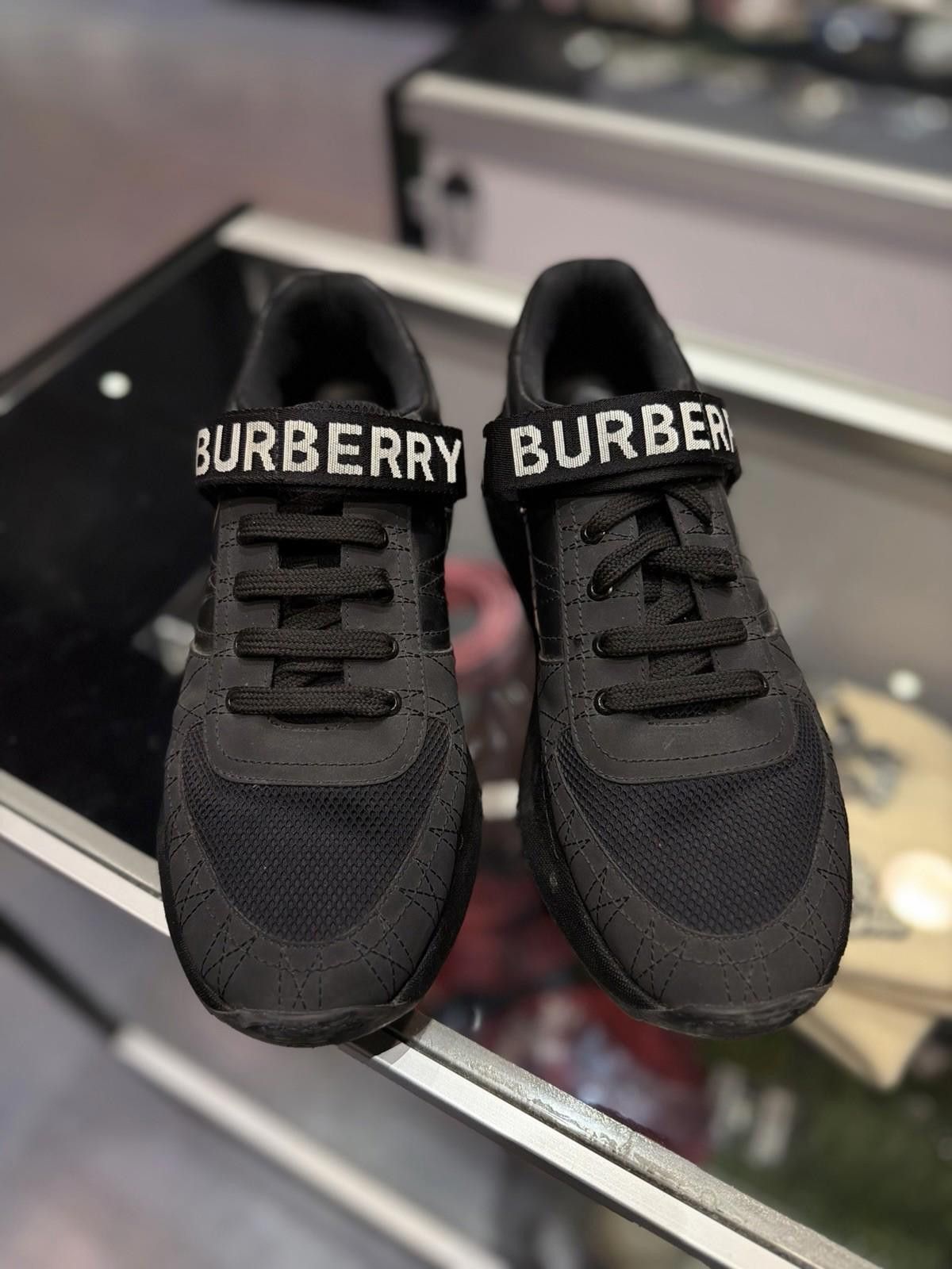 Burberry Burberry Ronnie Sneaker | Size 11US/44EU Black Size US 11 / EU 44 - 9 Thumbnail
