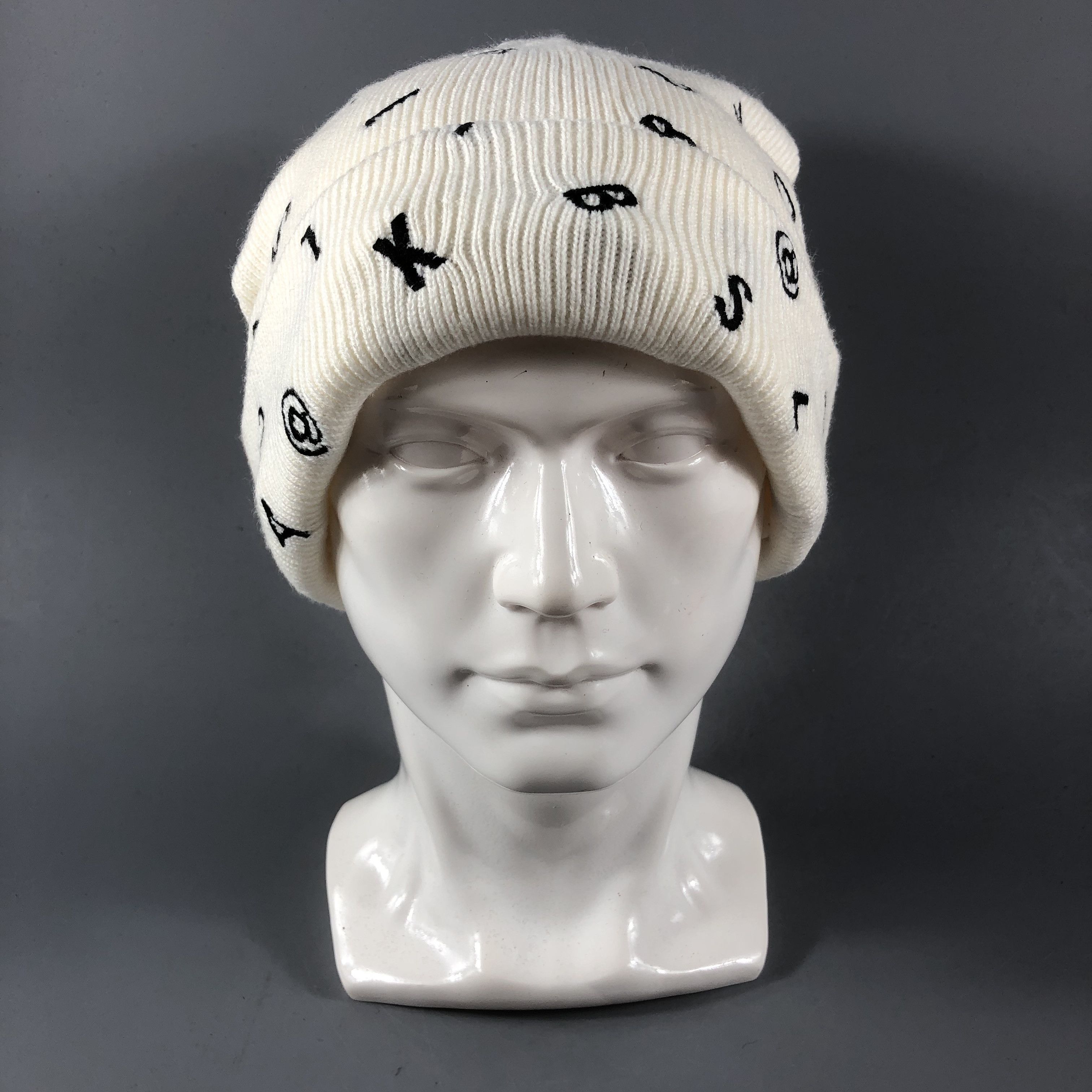 Vintage BAKS Seven Low Satisfaction Alphabet Knit Beanie Hat B584 Size ONE SIZE - 1 Thumbnail