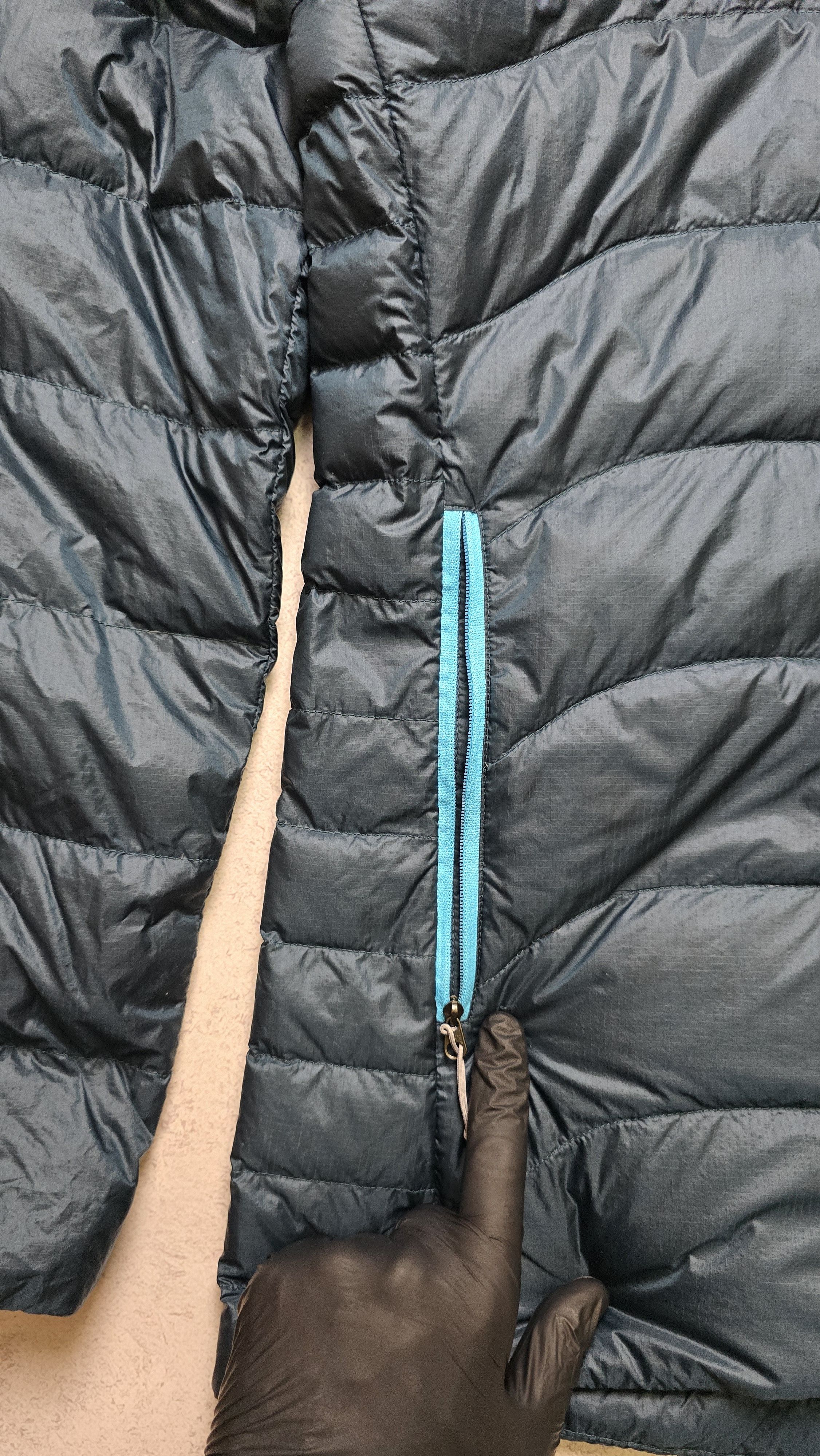 The North Face The North Face Summit Series 700 Down Puffer Jacket Size M / US 6-8 / IT 42-44 - 10 Thumbnail