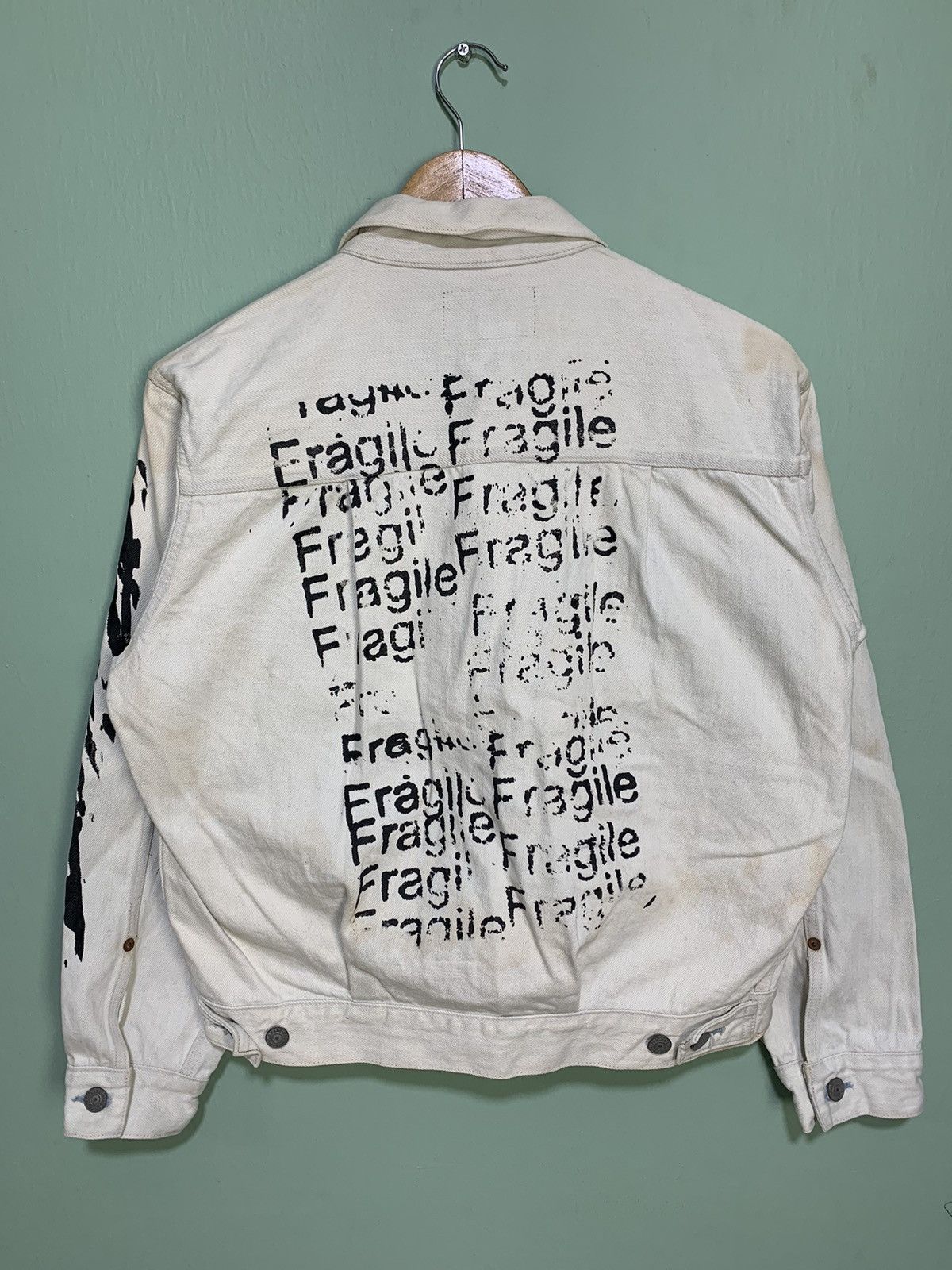 Other +8 Paris Rock ‘FRAGILE” Denim Jacket Size US M / EU 48-50 / 2 - 2 Thumbnail