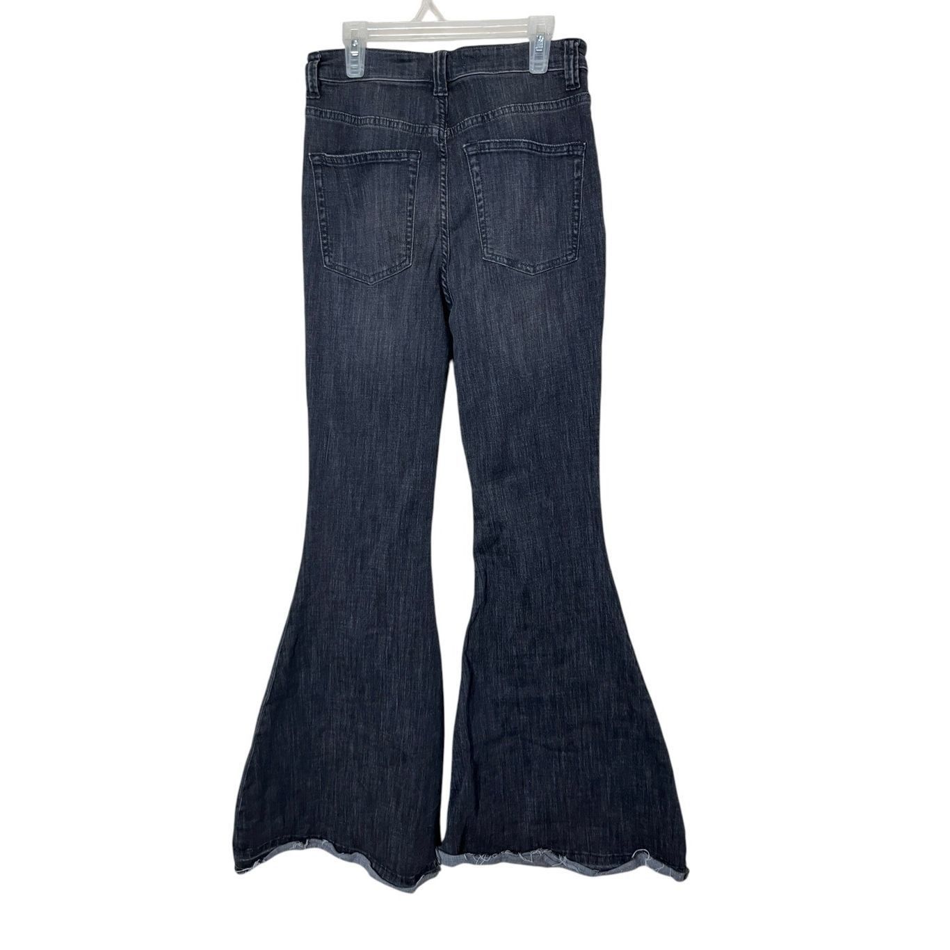 Free People Free People We The Free Irreplaceable Flare Jeans Gray Size Size 28" / US 6 / IT 42 - 6 Thumbnail