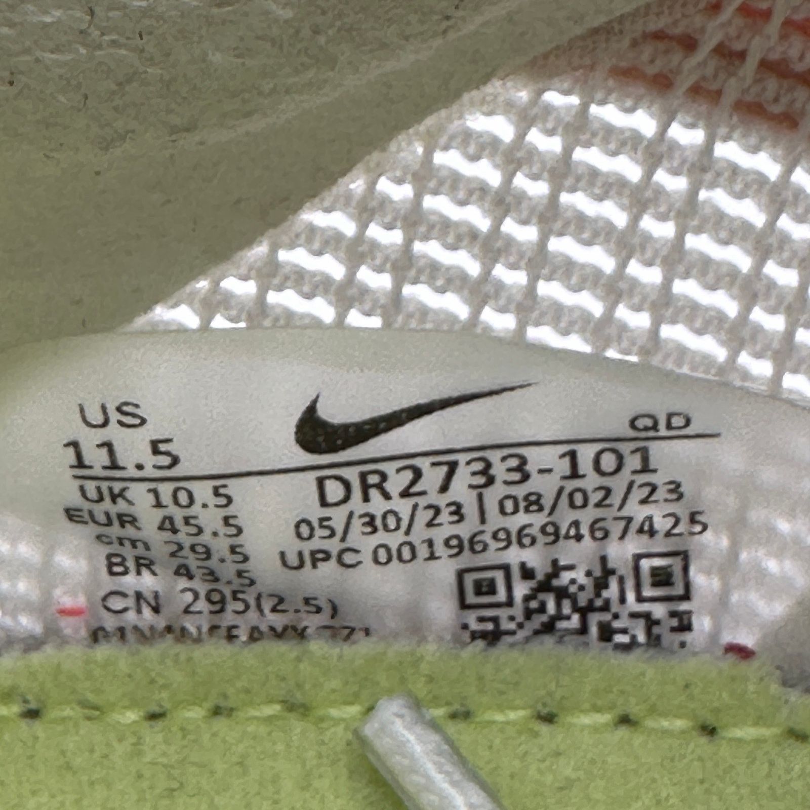 Nike NIKE Men's 11.5 Zoom Mamba 6 Track n Field Distance NO SPIKE Size US 11.5 / EU 44-45 - 4 Thumbnail