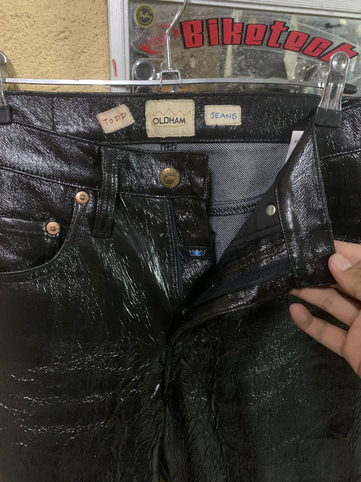 Todd Oldham × Vintage Vintage 90s Todd Oldham Jeans Shiny Rave Size 26" / US 2 / IT 38 - 4 Thumbnail