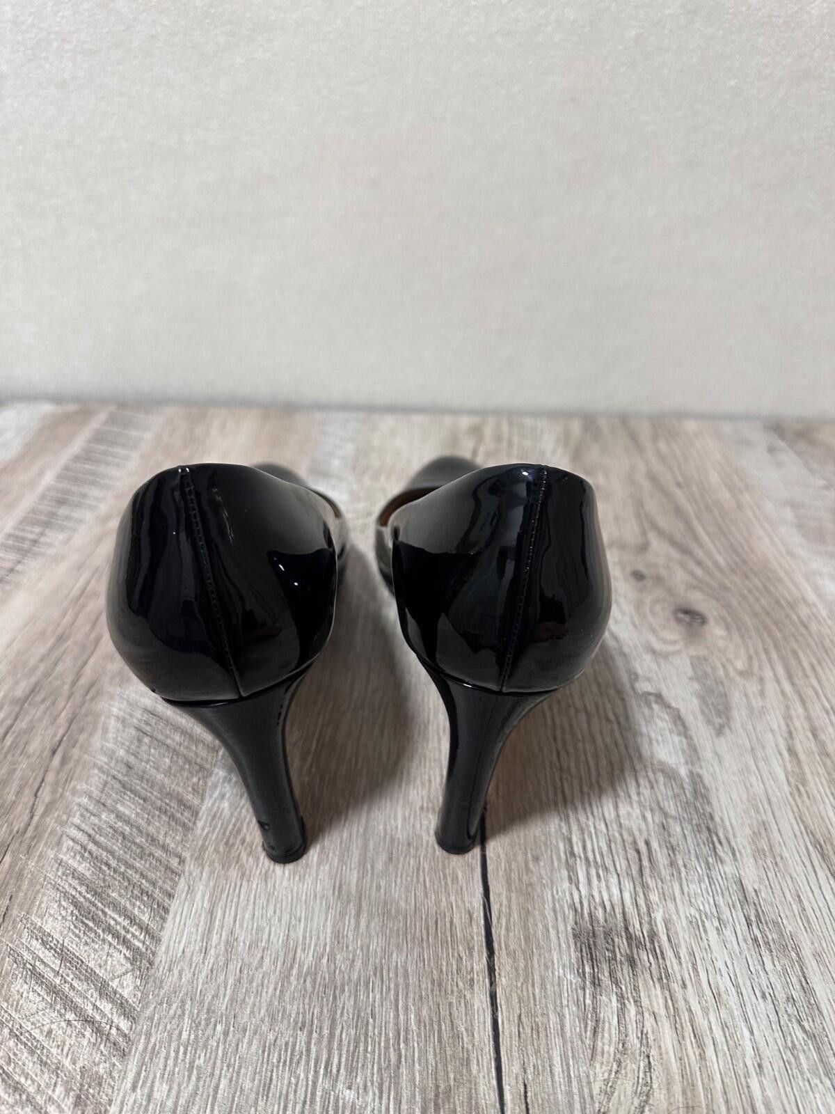 Salvatore Ferragamo Ferragamo patent leather pumps size 8 women's black Size US 8 / IT 38 - 7 Thumbnail