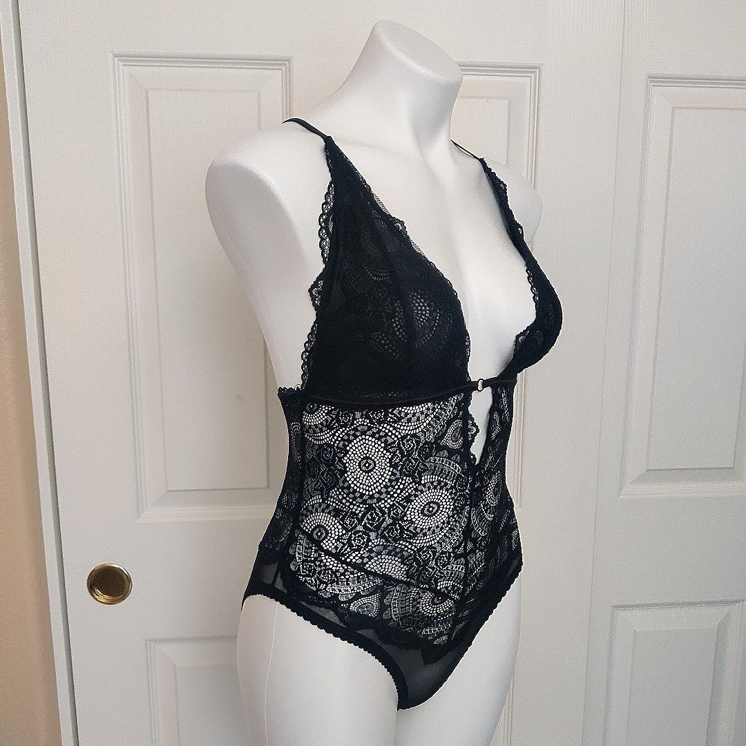 Other La Vie en Rose sheer black mesh lace bodysuit teddy sz S Size S / US 4 / IT 40 - 3 Thumbnail