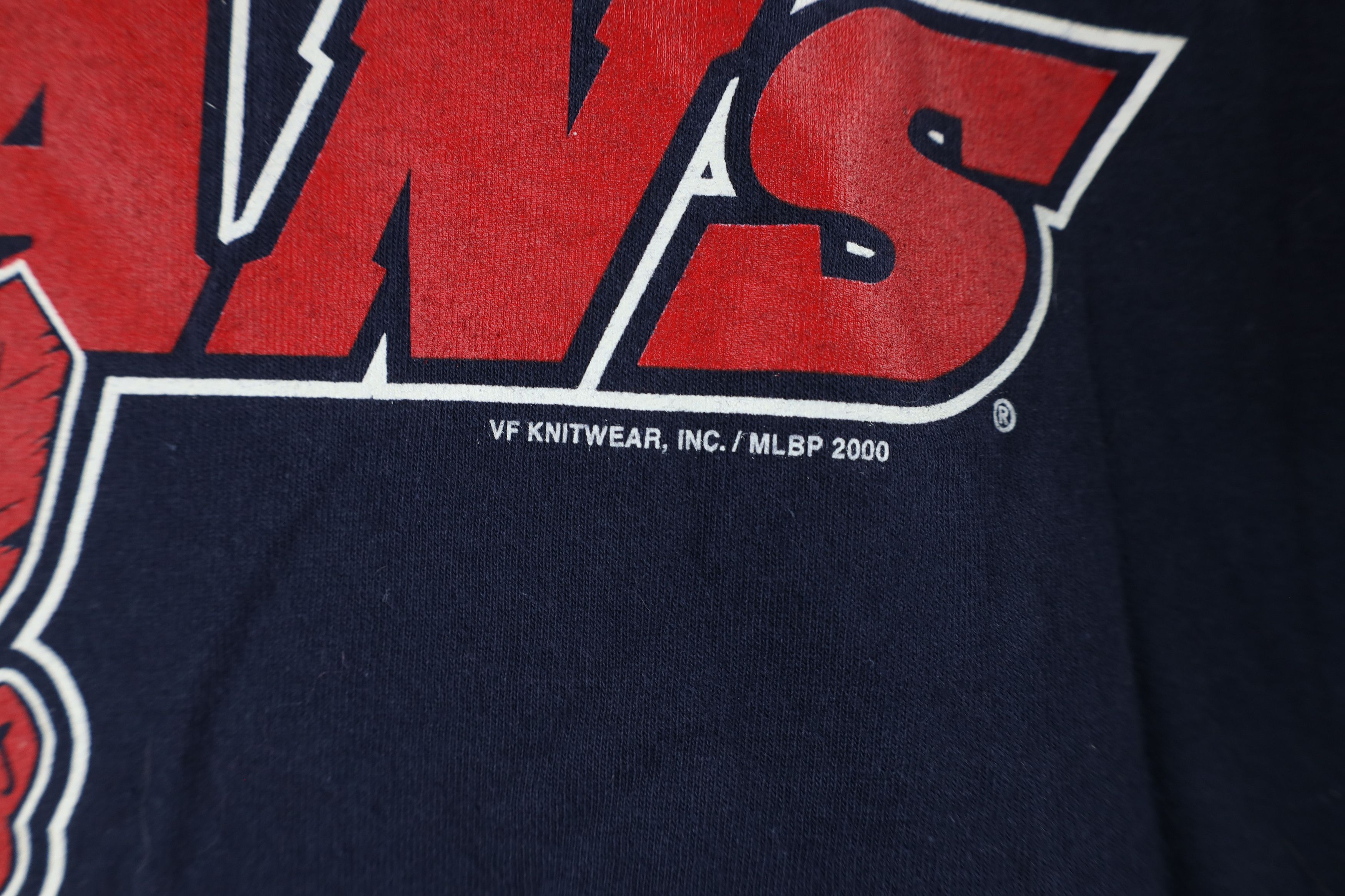 Vintage Vintage Y2K 2000 Wahoo Cleveland Indians Long Sleeve T-Shirt Size US XL / EU 56 / 4 - 6 Thumbnail