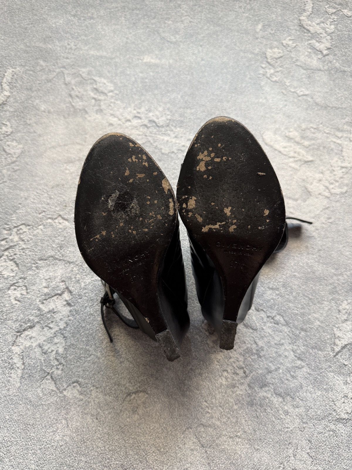 Givenchy Luxury Givenchy Gladiator Style Platforms Shoes Size 37.5 Size US 7.5 / IT 37.5 - 5 Thumbnail