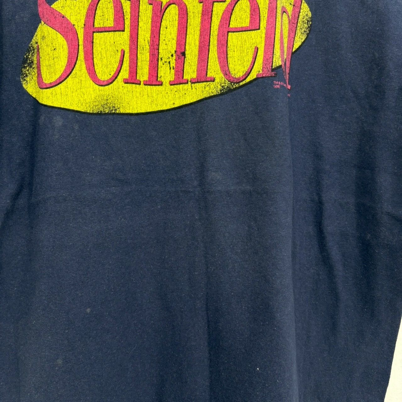 Vintage Vintage 00s Seinfeld shirt size M wts03 Size US M / EU 48-50 / 2 - 5 Thumbnail