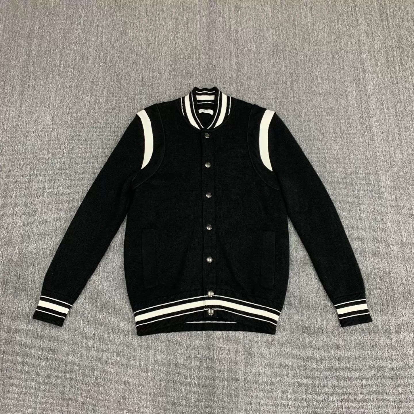 Givenchy Givenchy Men's Black Baseball Jacket L 98 New Size US L / EU 52-54 / 3 - 1 Thumbnail