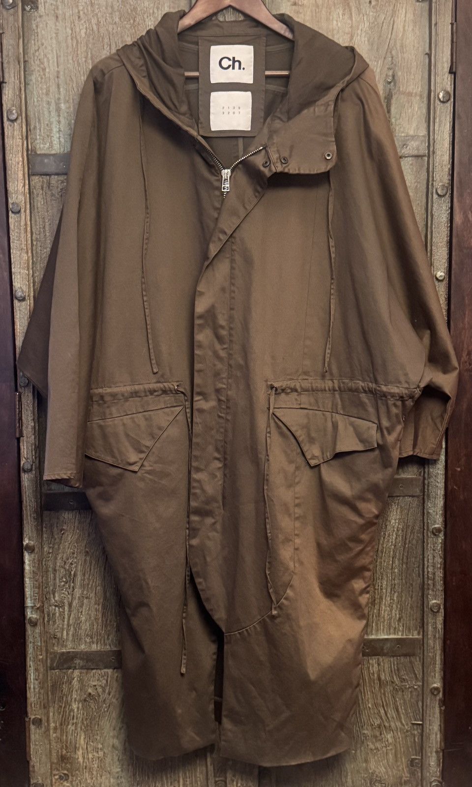 Carolina Herrera Oversized Hooded Fishtail Parka in Dark Khaki Size US M / EU 48-50 / 2 - 1 Thumbnail