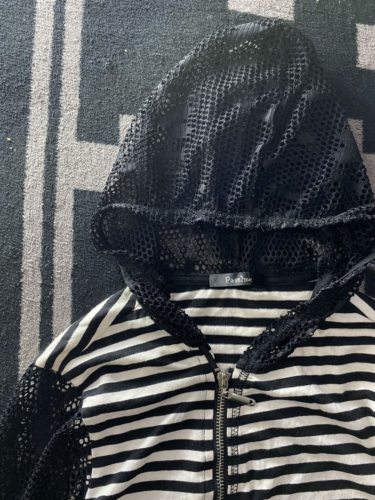 Hysteric Glamour 2000s pastime gothic poem striped hoodie Size US M / EU 48-50 / 2 - 5 Thumbnail