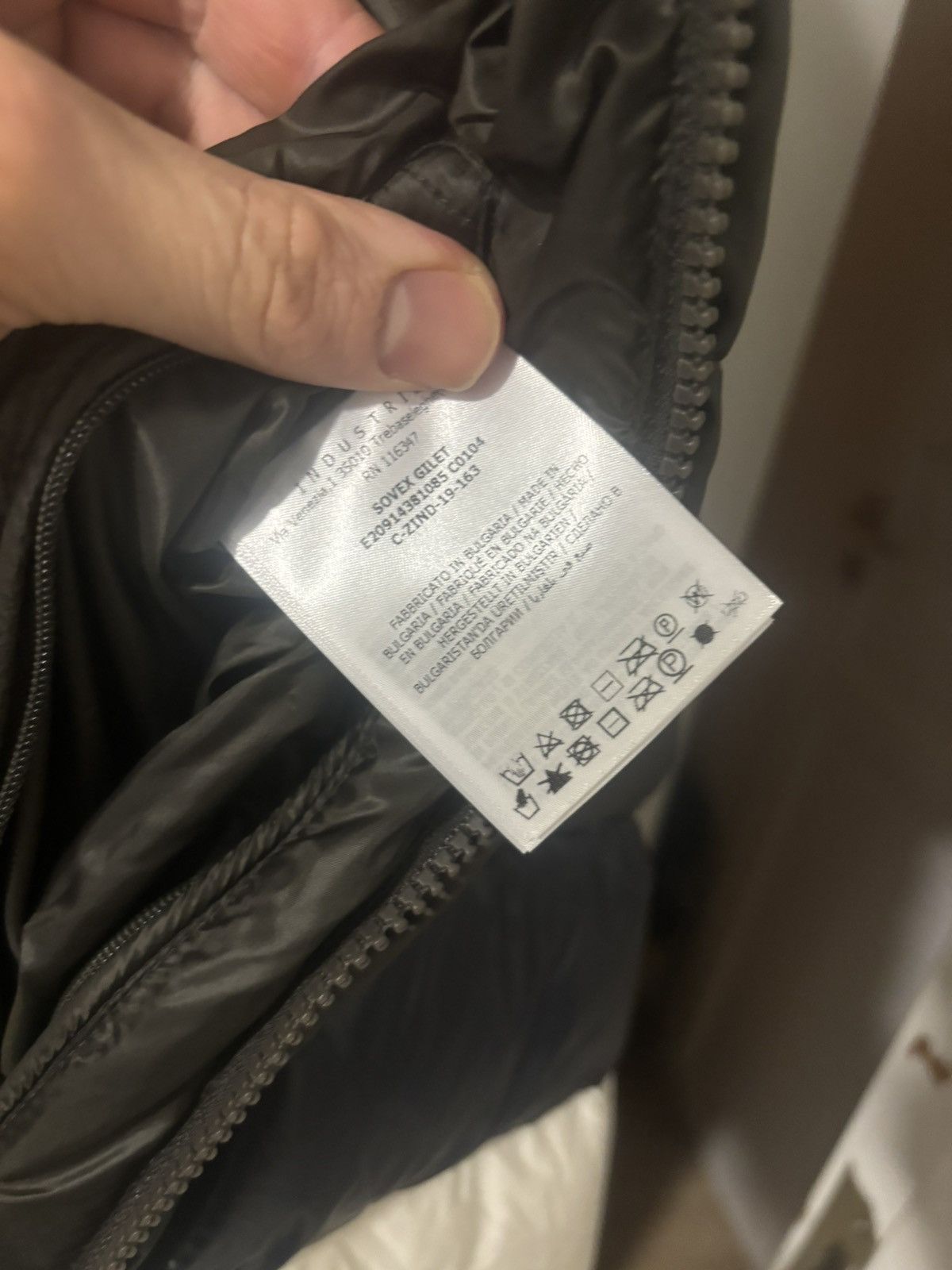 Moncler Logo vest Size US XL / EU 56 / 4 - 6 Thumbnail