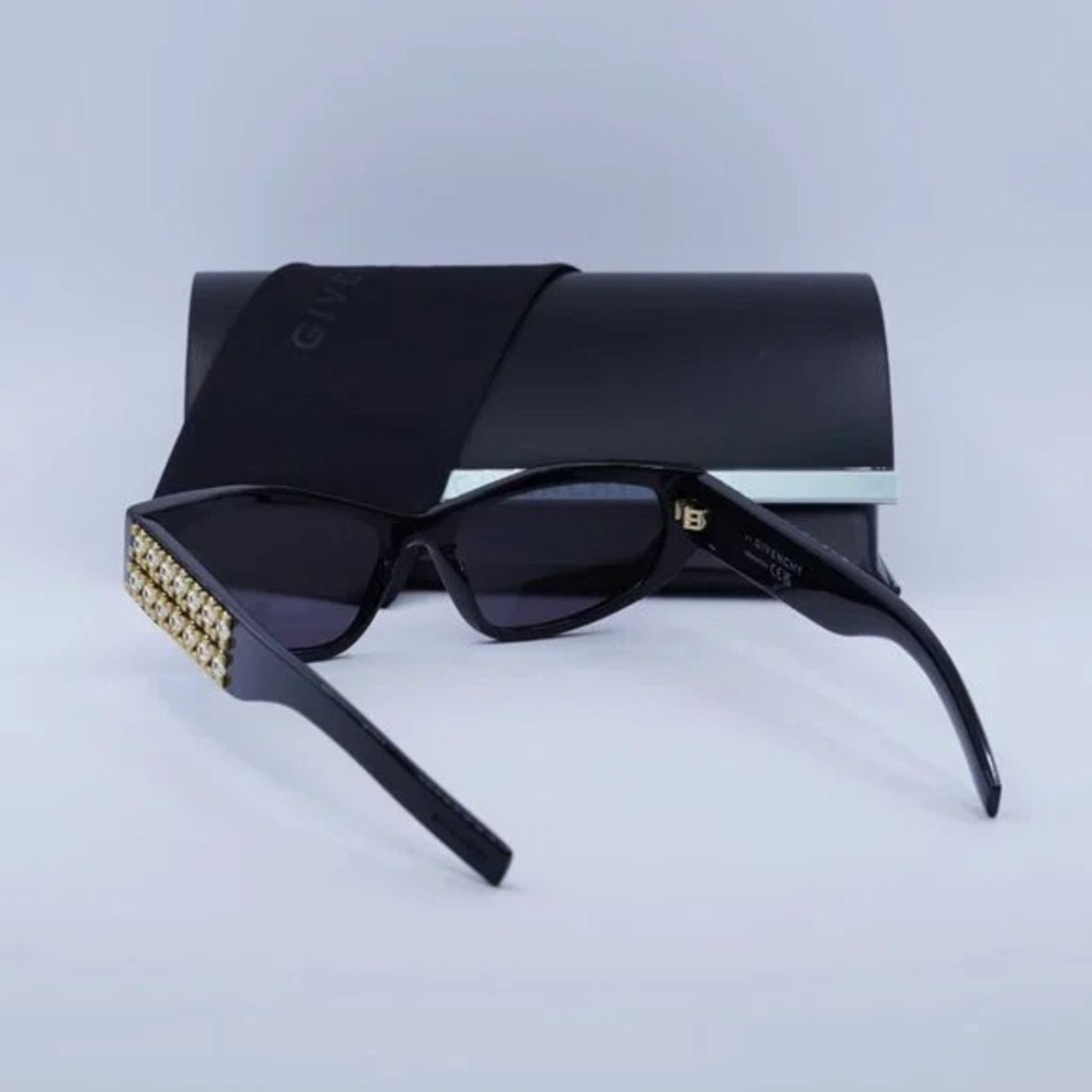 Givenchy New! Givenchy Elegant Black Sunglasses GV40078I 01A Size ONE SIZE - 10 Thumbnail