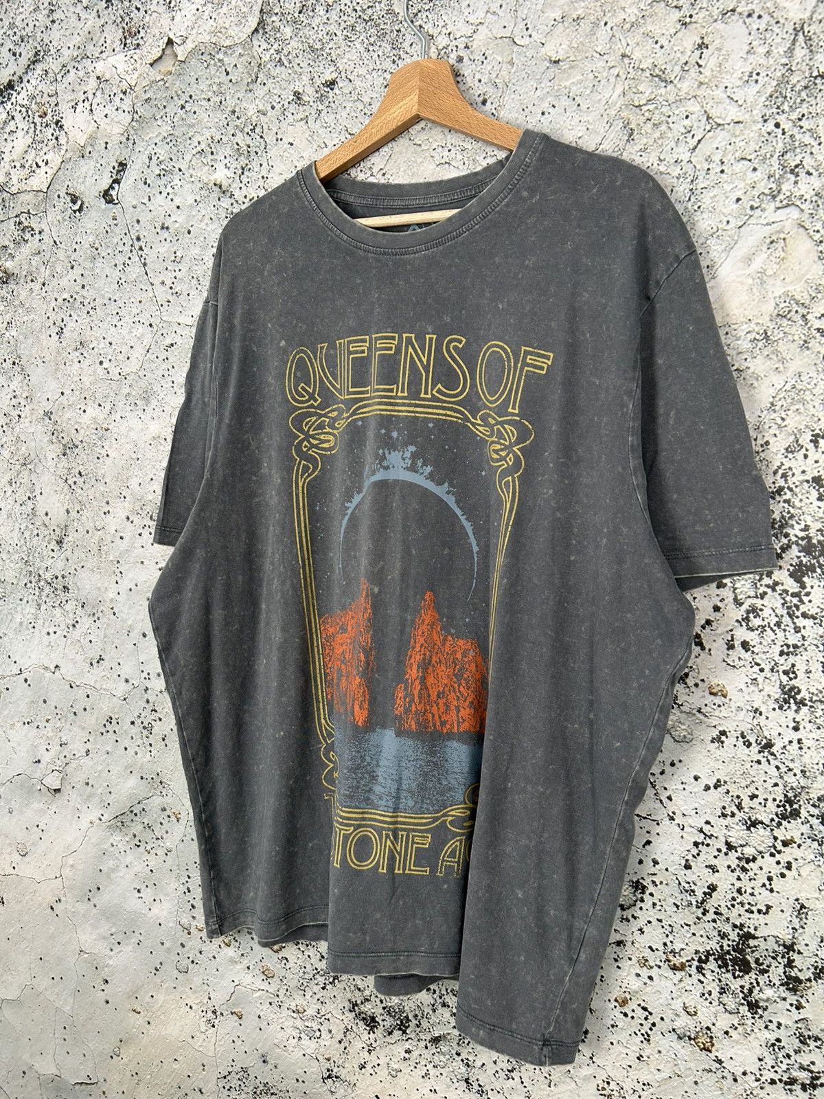 Band Tees Queens of The Stone Age Rock Band Tee Metal Graphic Hype Size US XL / EU 56 / 4 - 2 Thumbnail