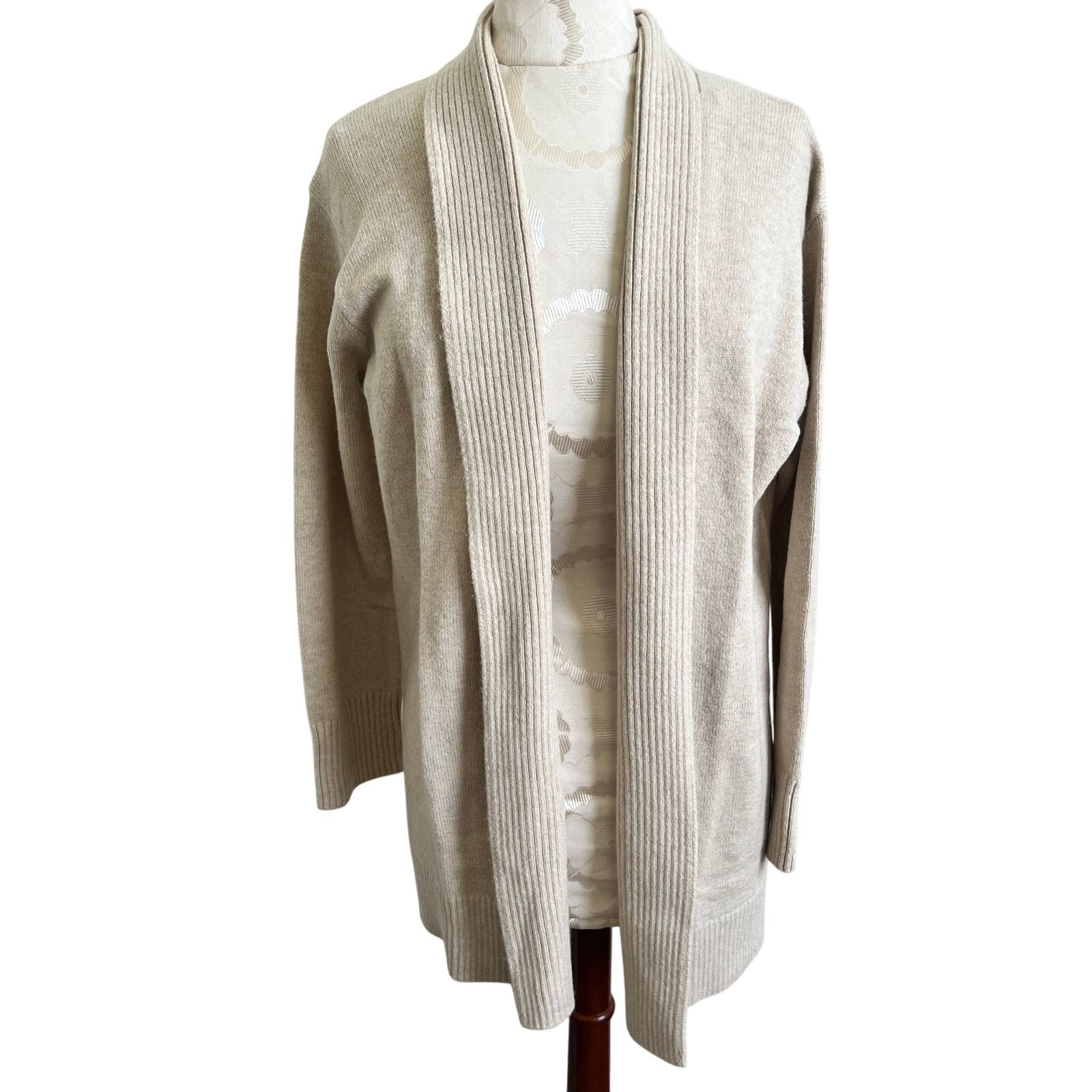 Banana Republic Banana Republic Long Sleeve Cotton Blend Cardigan NWT Medium Size M / US 6-8 / IT 42-44 - 1 Thumbnail
