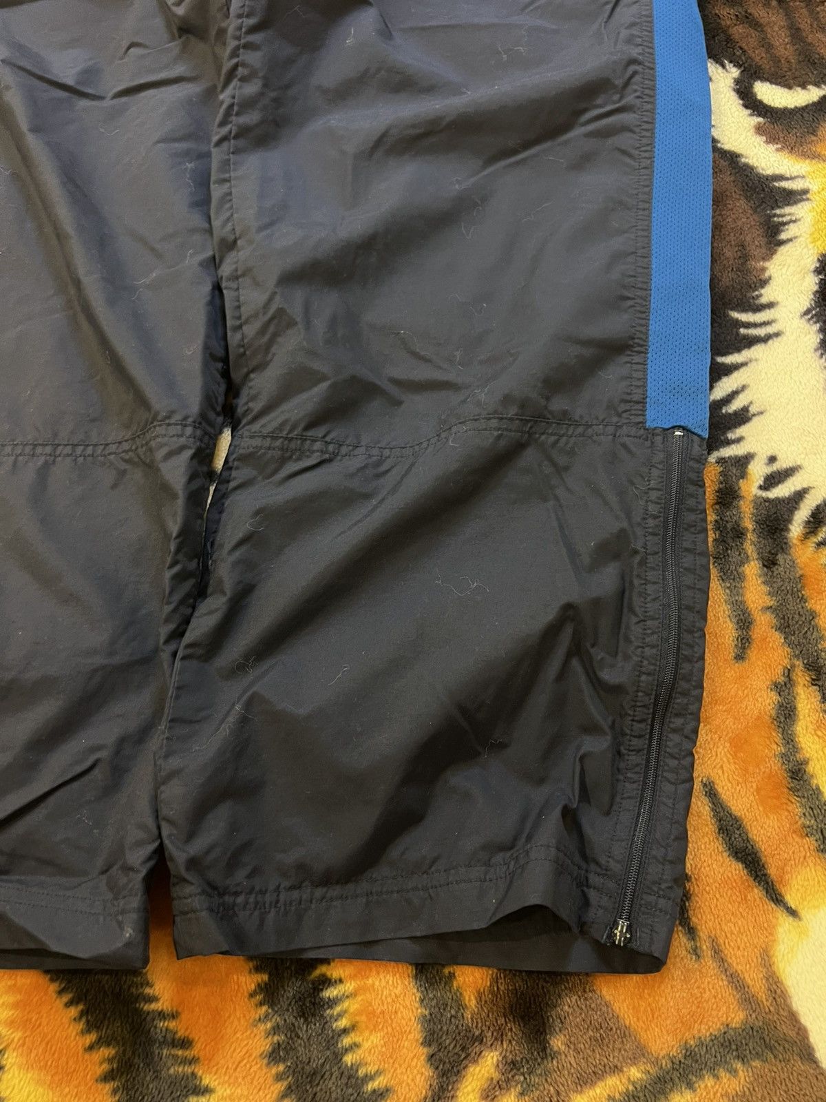 Nike × Vintage Y2K NIKE Spell-Out Embroidered Track-Pants Size US 34 / EU 50 - 4 Thumbnail