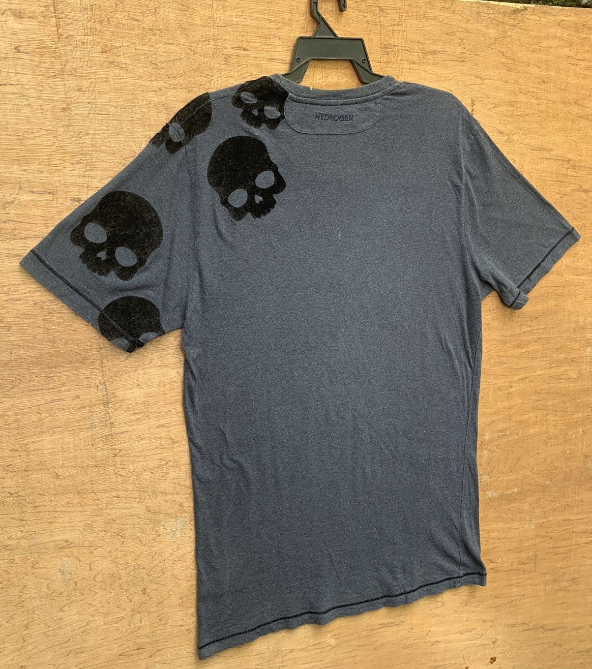 HYDROGEN Rare Hydrogen Velvet Skulls Print Long Sleeve Shirt Size US L / EU 52-54 / 3 - 5 Thumbnail