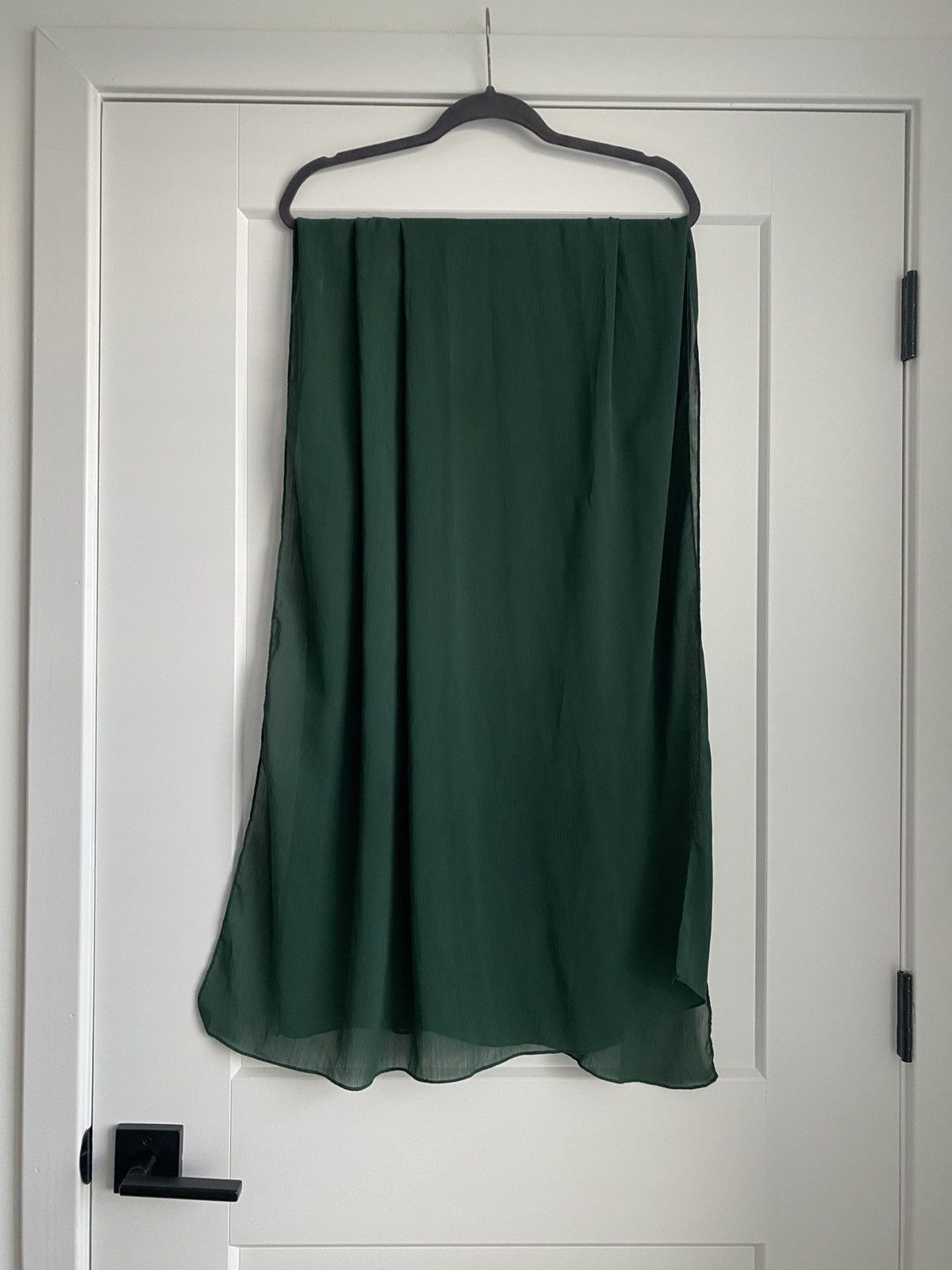 Other Premium Chiffon Rectangle Hijab In Bottle Green For Women Size ONE SIZE - 2 Thumbnail