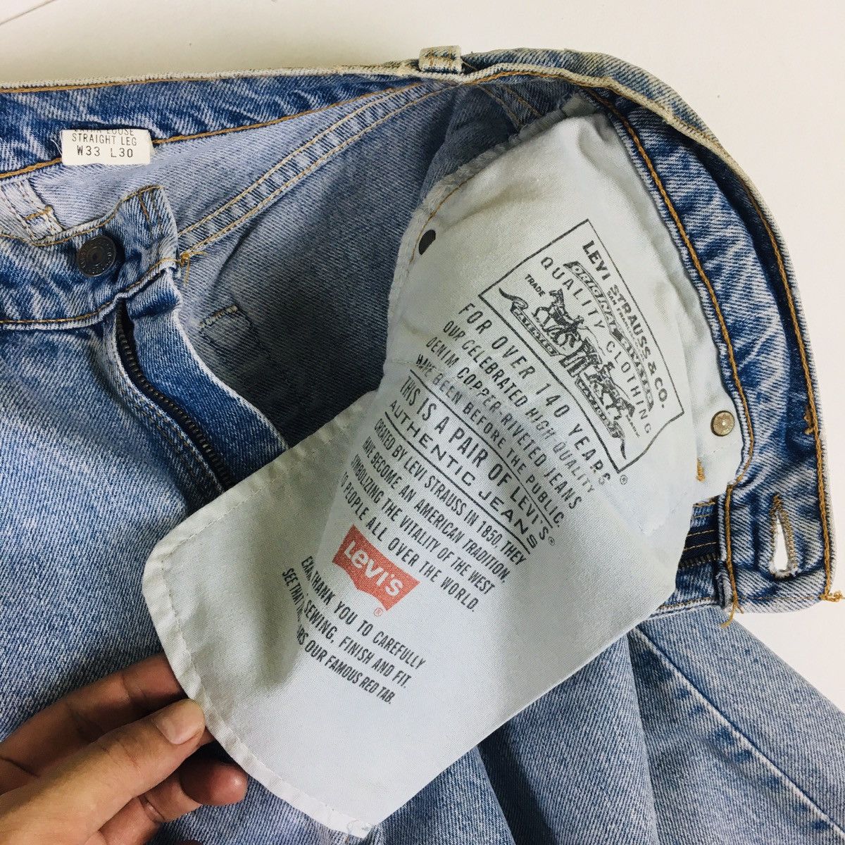 Levi's Vintage 90s Levi’s 565 Extra Loose Straight Leg Size US 33 - 10 Thumbnail