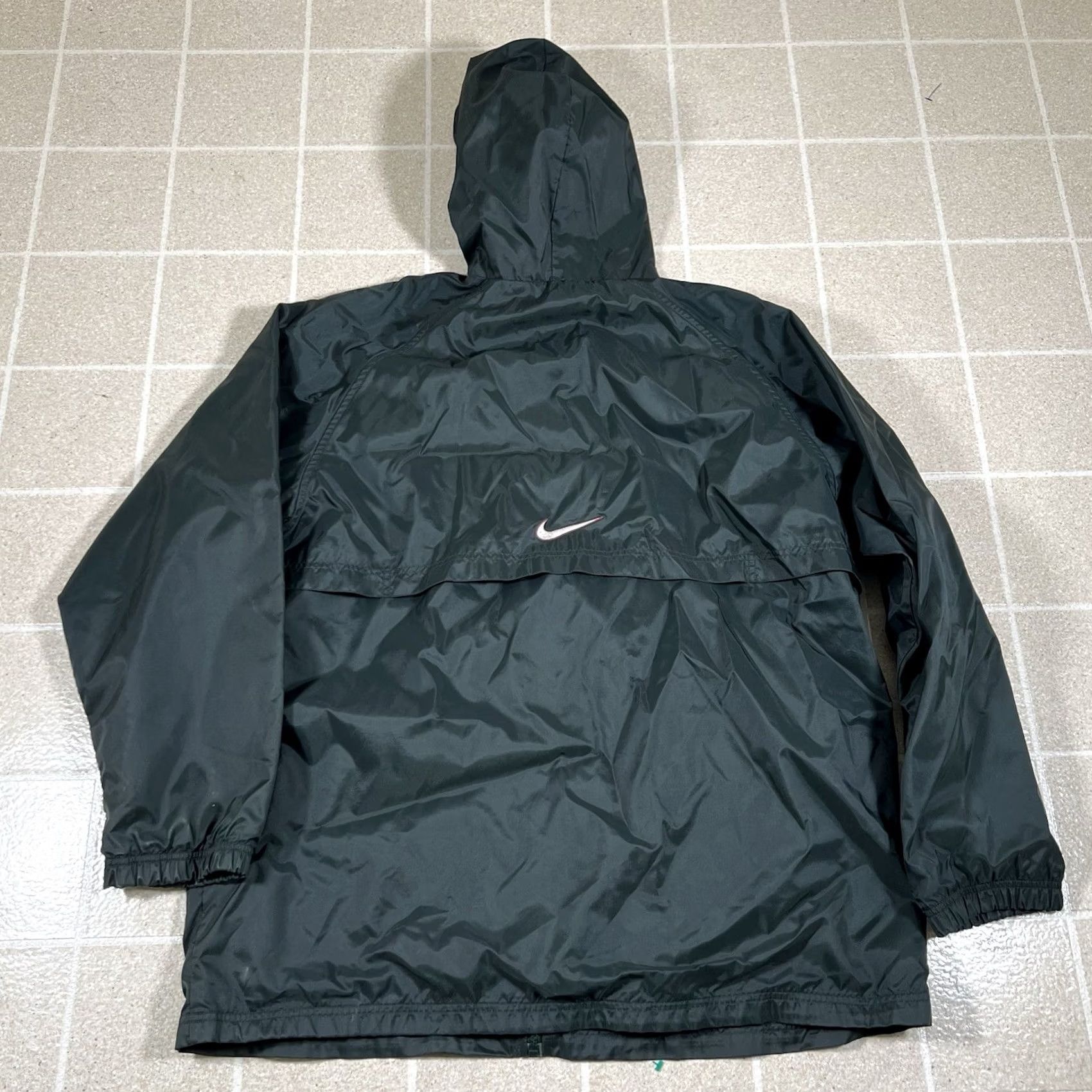 Nike VINTAGE Nike Windbreaker Jacket Nylon Hooded Parka 90s Green XL Mens Size US XL / EU 56 / 4 - 4 Thumbnail