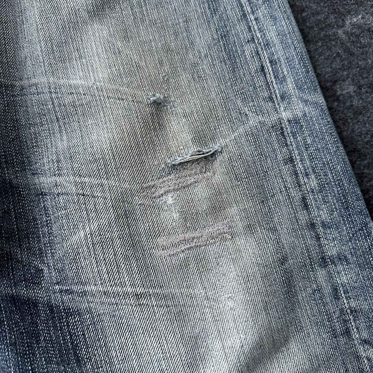 Le Grande Bleu (L.G.B.) Oririn Jeans Embroidery Wings Distressed Denim W34 D663 Size US 34 / EU 50 - 9 Thumbnail