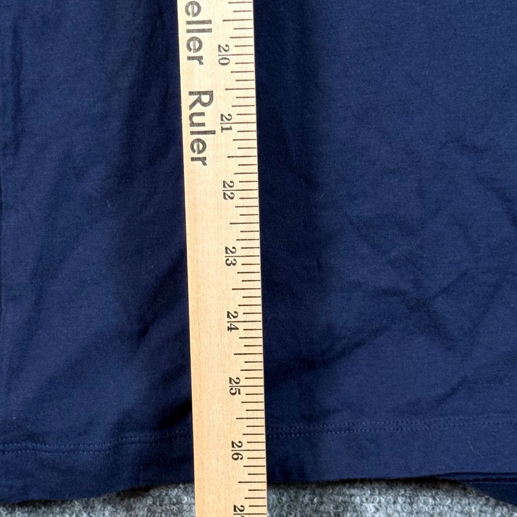 Nike Nike The Nike Tee Crew Neck SS Everyday T-Shirt Mens S Athletic Lightweight Blue Crew Neck Short Sleeve Cotton Nike Shirt Mens Regular Fit Size US S / EU 44-46 / 1 - 8 Thumbnail