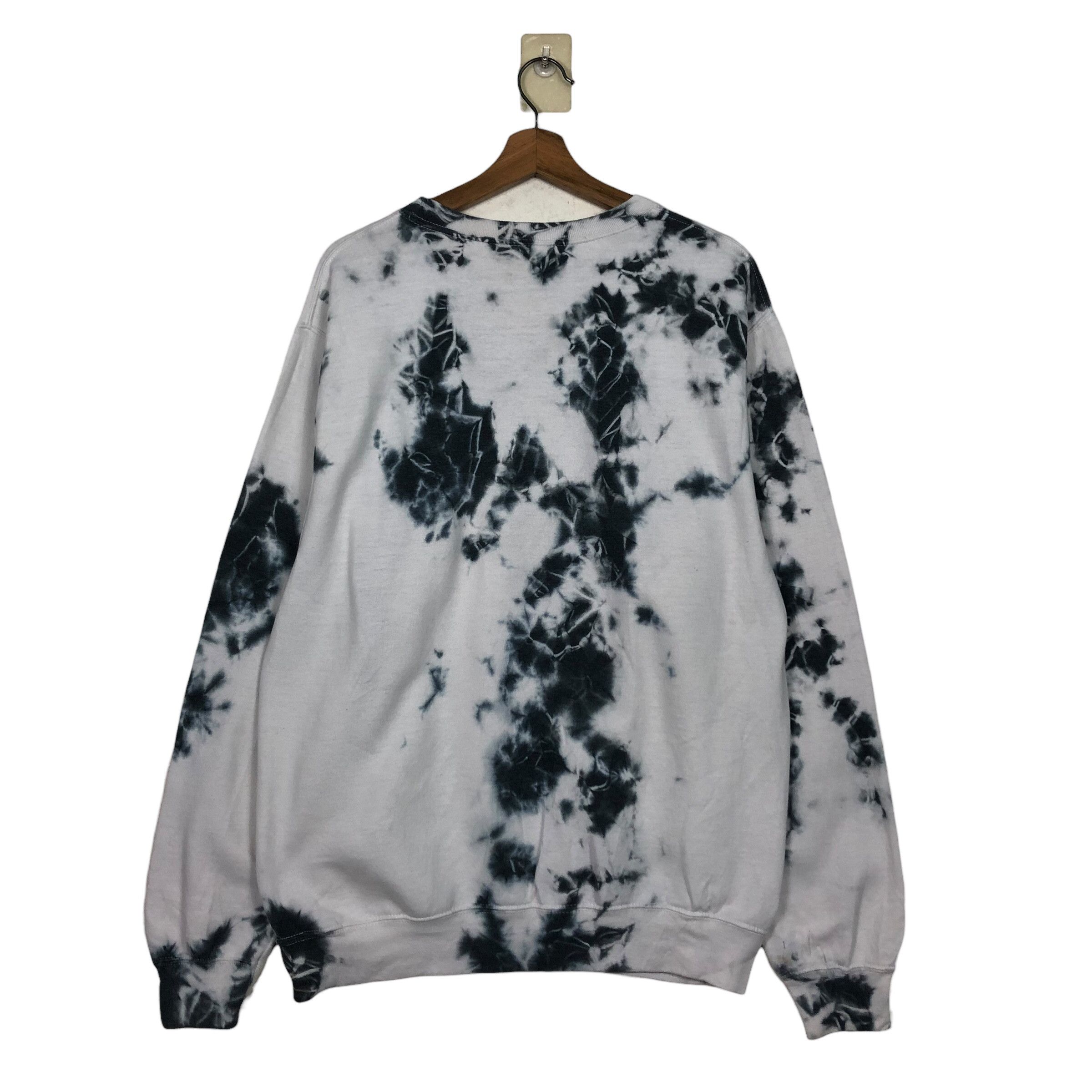 Japanese Brand 📌Vintage Sweatshirt Disney Mickey Mouse Acid Wash Big Logo Size US M / EU 48-50 / 2 - 9 Thumbnail
