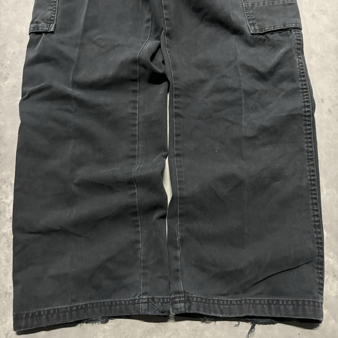 Japanese Brand × Vintage Crazy Vintage Y2K/2000s Baggy Faded Black Skater Grunge Cargo Pants! Size US 34 / EU 50 - 6 Thumbnail