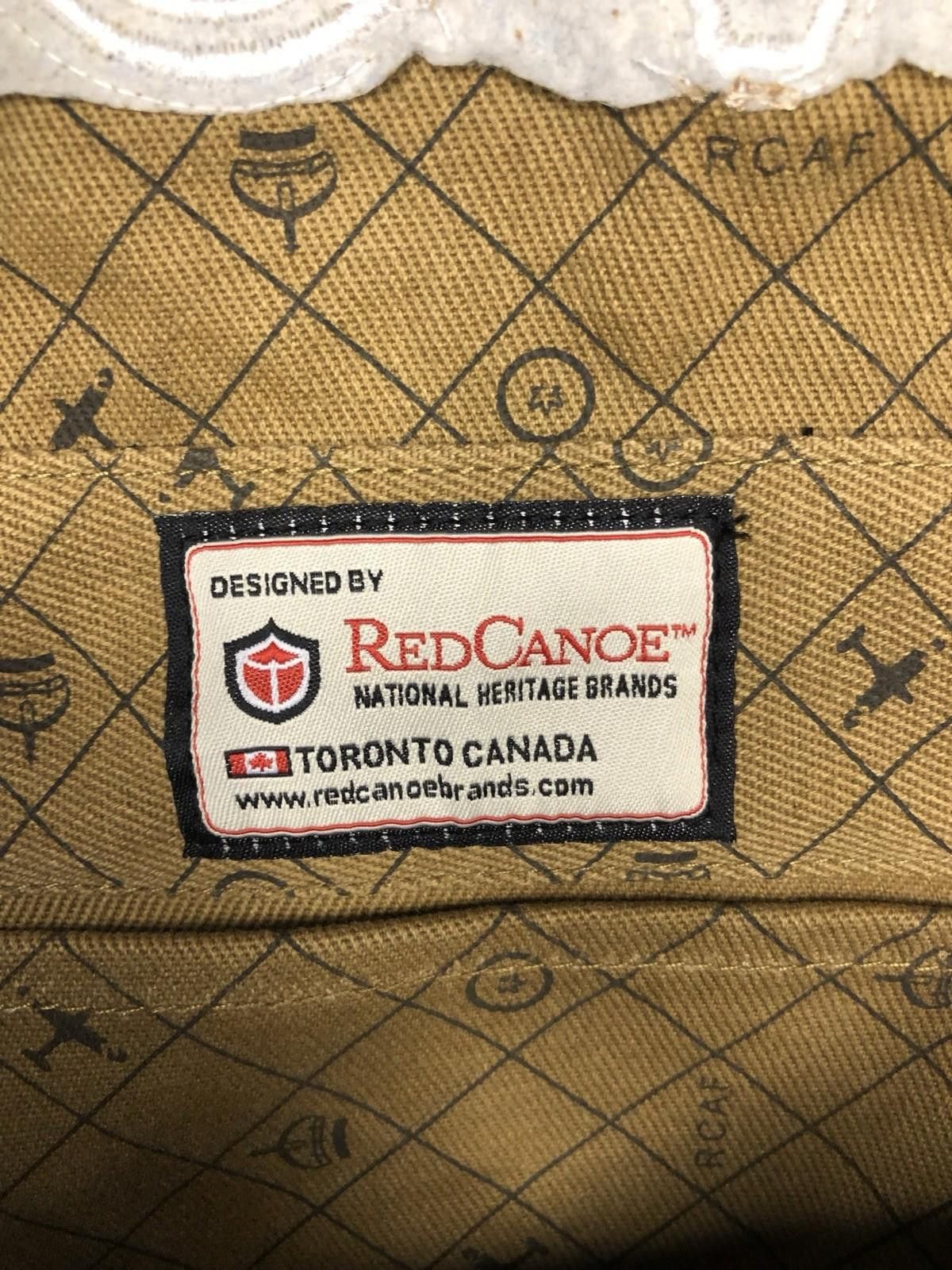 Red Bull Red Canoe Crossbody Shoulder Nag Royal Canadian Air Force Size ONE SIZE - 3 Thumbnail