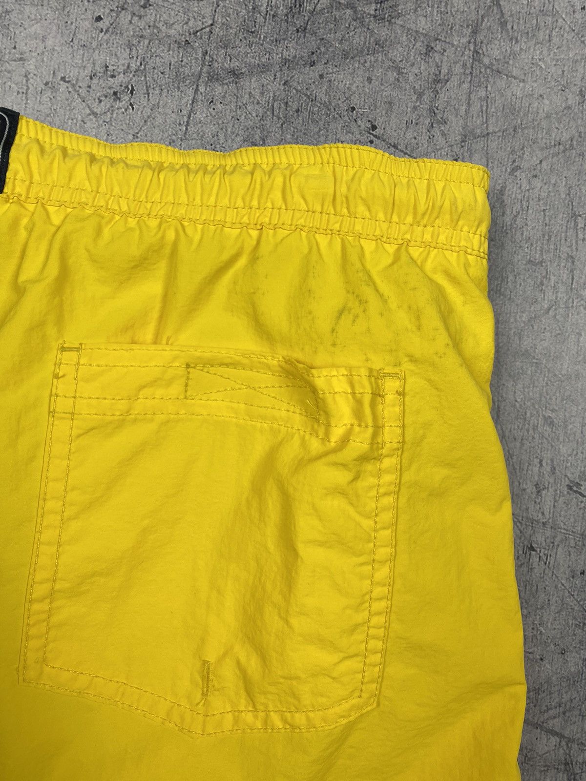 Champion × Vintage Vintage Champion Big Logo Shorts Size XL Size US 36 / EU 52 - 8 Thumbnail