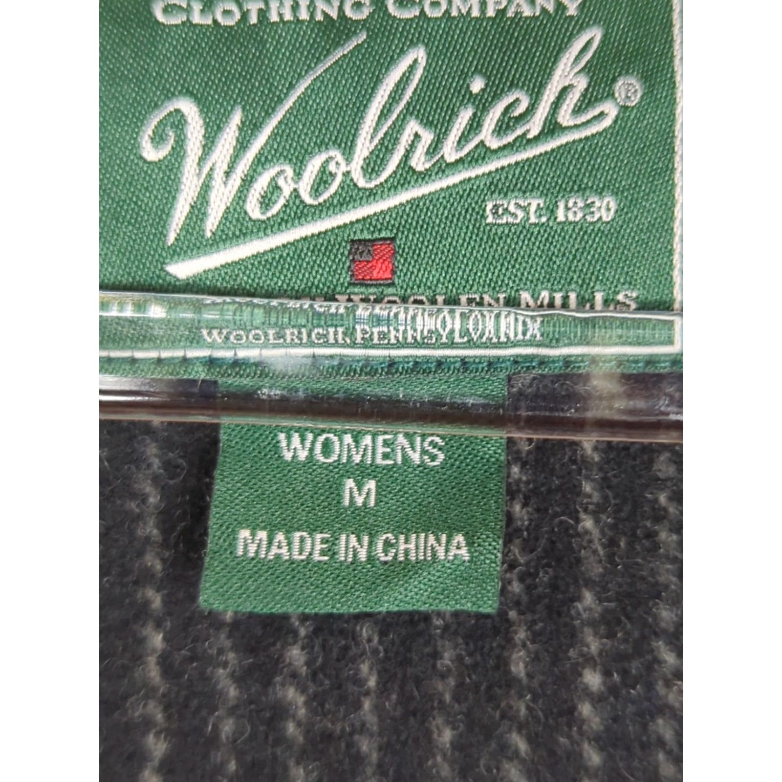 Vintage Woolrich Vest Wool Blend Black Gray Striped Women’s Size M Full Zip Lightweight Vest Size M / US 6-8 / IT 42-44 - 4 Thumbnail